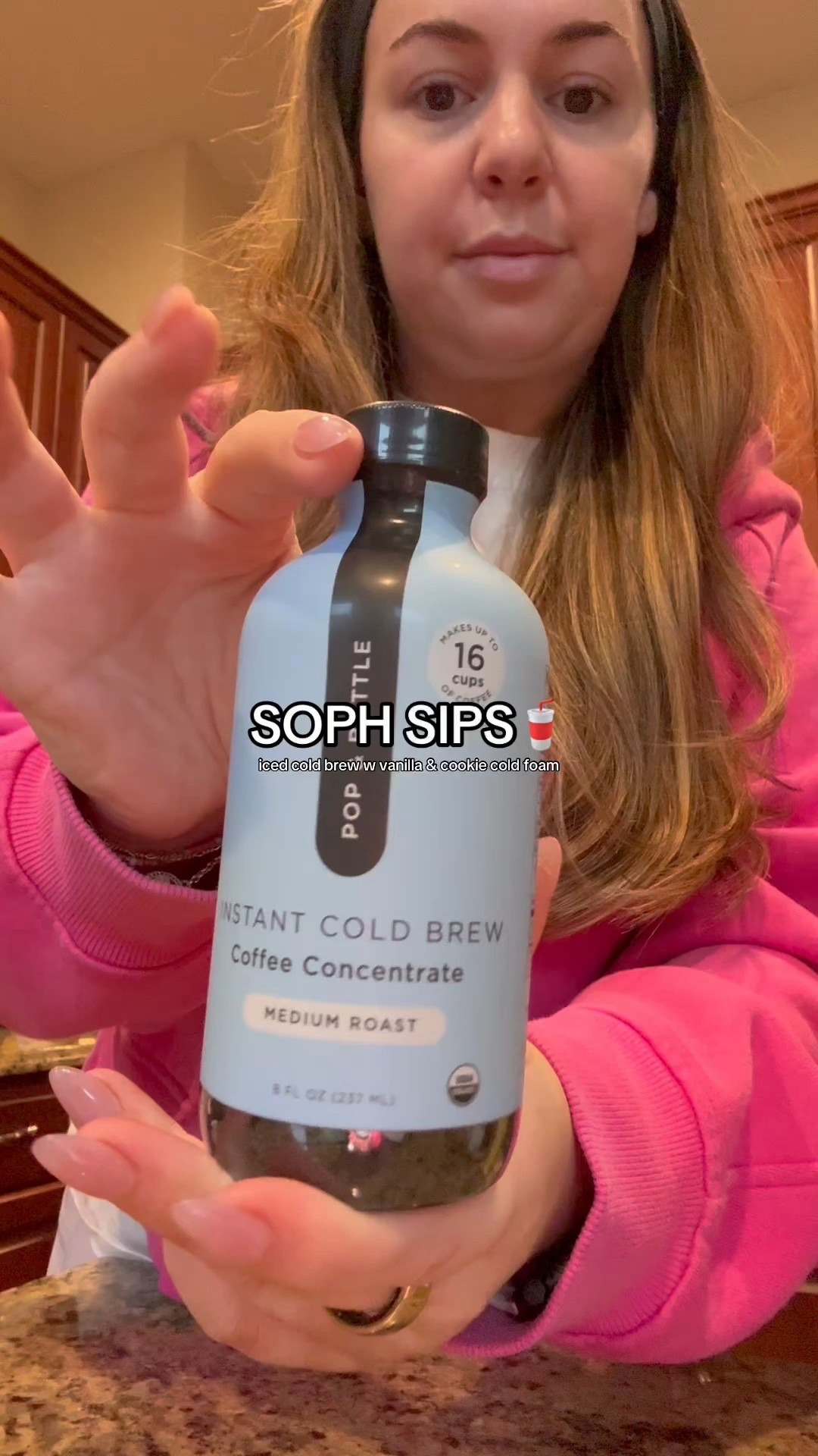 Soph Sips 🥤 iced cold brew with vanilla and cookie cold foamm

#LTKHome #LTKSaleAlert #LTKFindsUnder50