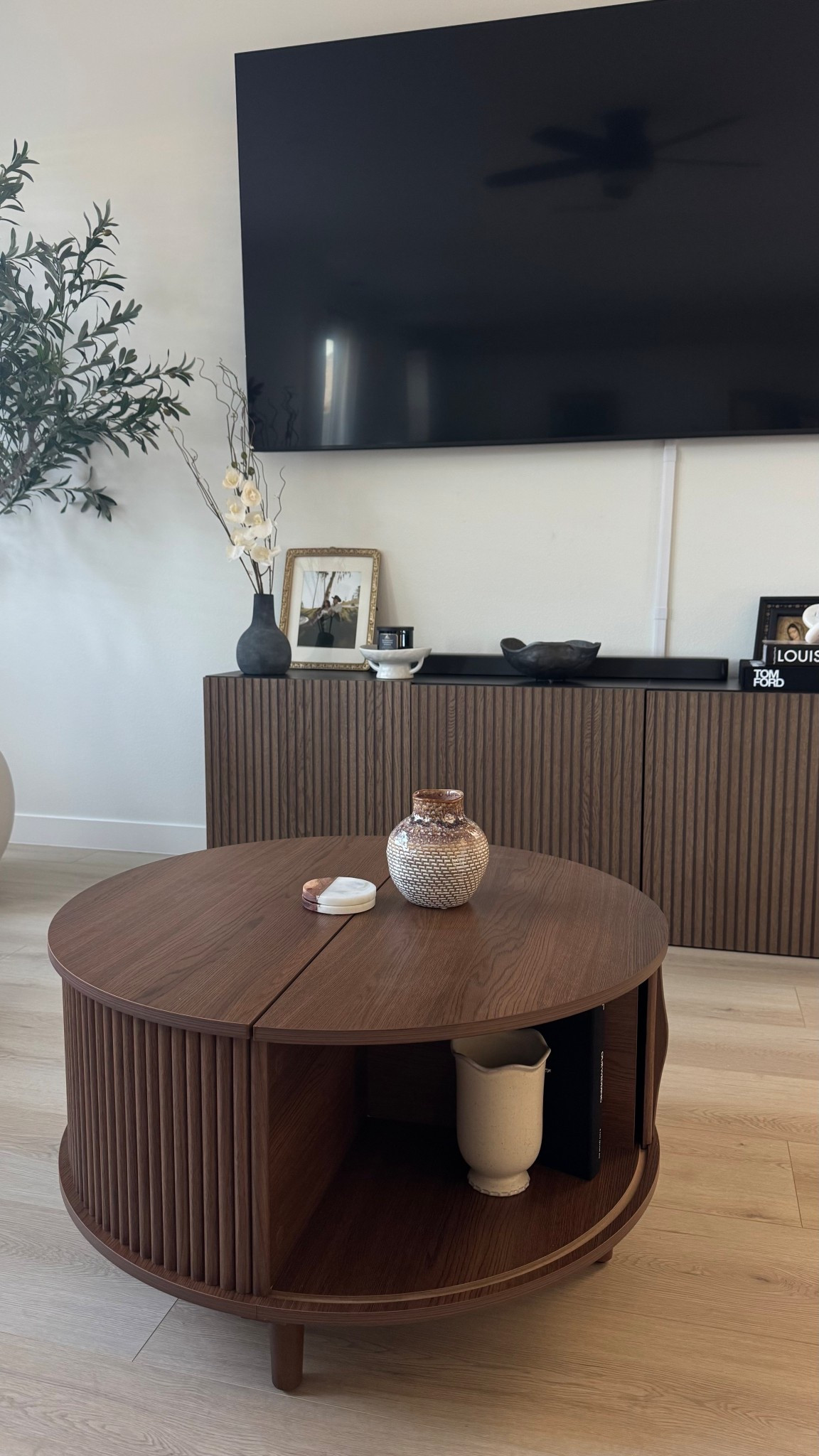 living room coffee tablee

#LTKHome