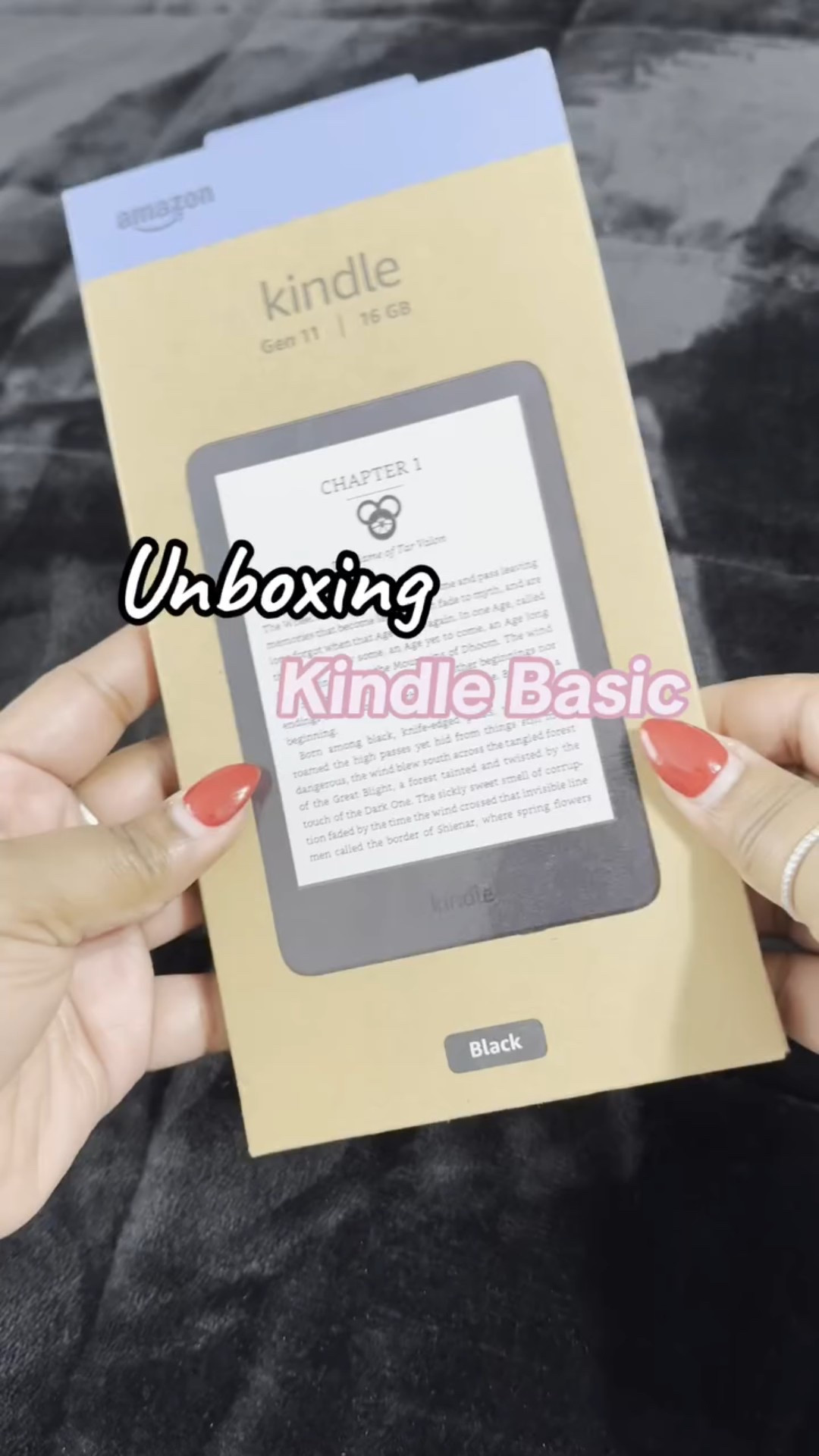 Officially a kindle girly 💕 I haven’t put this thing down since I opened it 😅

#kindle #kindleunlimited #kindlebooks #ereader #booklover #bookstagram