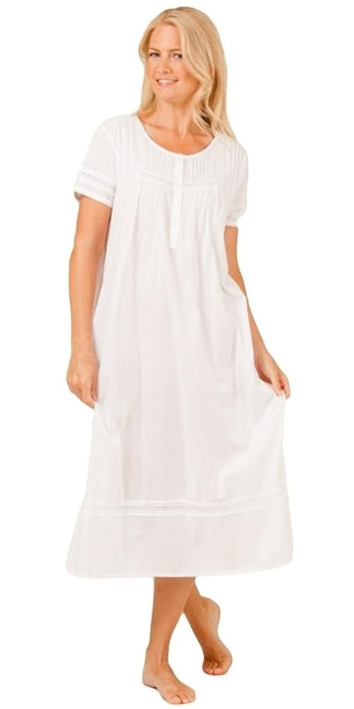LA CERA Women's Short Sleeve Pearl Innocence Night Gown | Amazon (US)