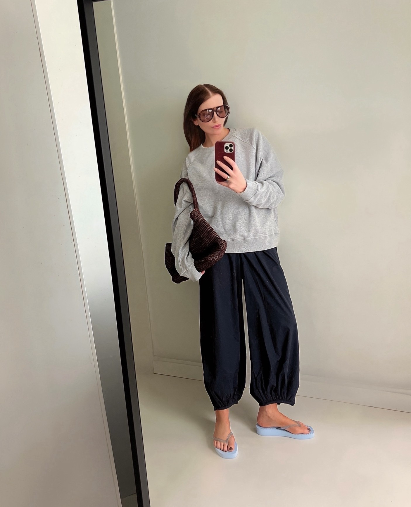 Super Comfy Balloon Pants 💙
#springoutfit #summeroutfit #threadbare #balloonpants

#LTKspring #LTKsummer #LTKuk