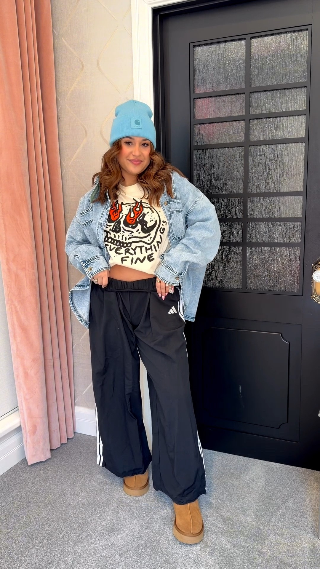 Recreate a Pinterest outfit with me ✨
If you’re looking for Pinterest outfit ideas, this is the perfect casual fall outfit and everyday street style look. I recreated a Pinterest-inspired outfit with an oversized graphic tee, cropped denim jacket, relaxed track pants, cozy platform slippers, and a beanie for an effortless model off duty outfit vibe.

This is such an easy casual outfit idea, coffee run outfit, or weekend look if you love Pinterest fashion, cozy fall outfits, and street style inspo.

save this for outfit inspiration 🤍


#LTKPetite #LTKSeasonal