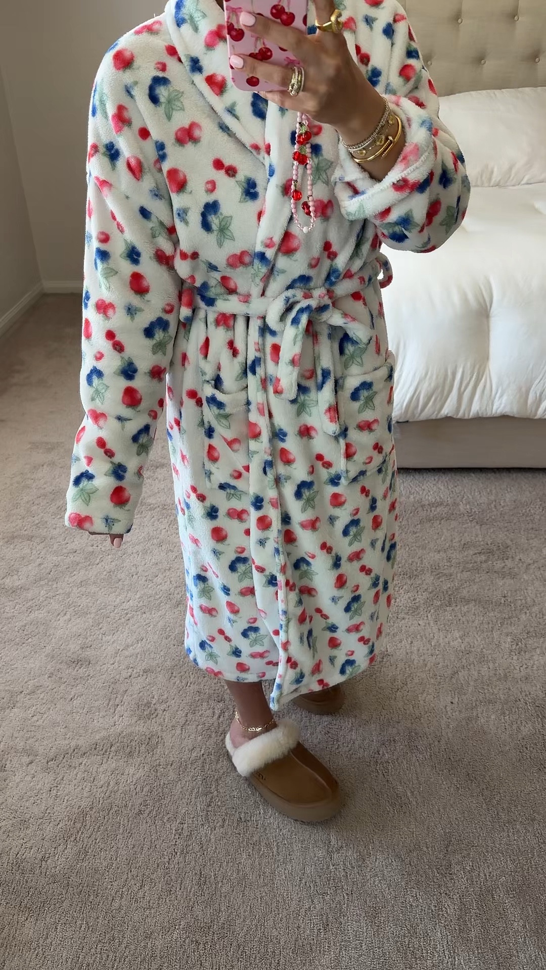 Softest robe!
Platform Ugg slippers went up a size 