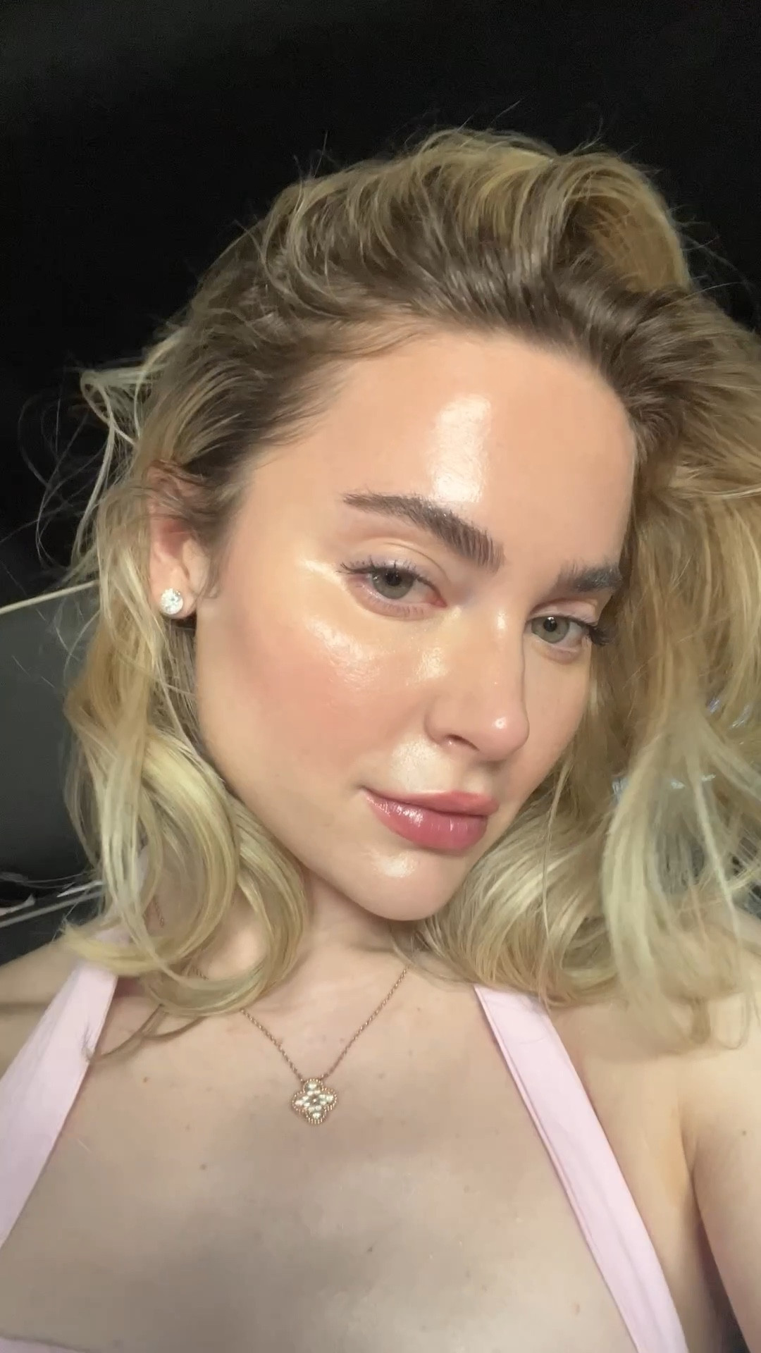 I am all in for #iliabeauty beauty I absolutely love every single product of theirs. #ilia 
In this photo, I am wearing Ilia mascara, serum skin tint, concealer, lip liner, and lipstick. 
Chicory- for my concealer 
Pink door for my lip liner
Formosa for the serum tint
All of me for the multi stick 