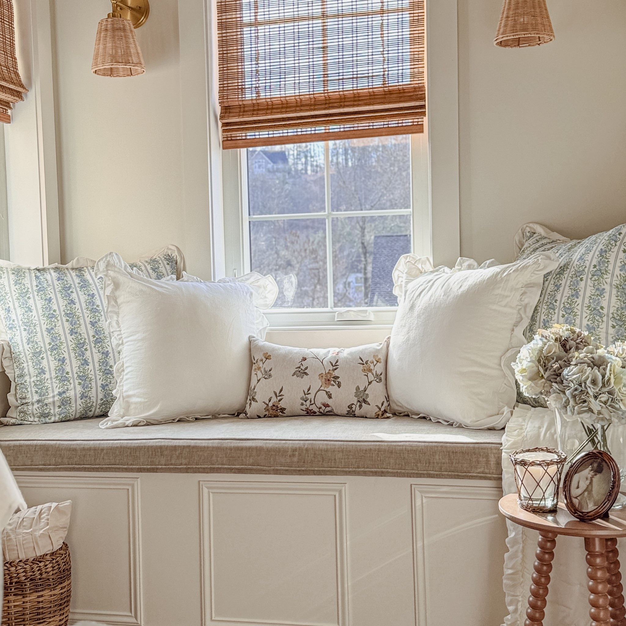 Reading nook 📚 

#LTKSeasonal #LTKOver40 #LTKHome