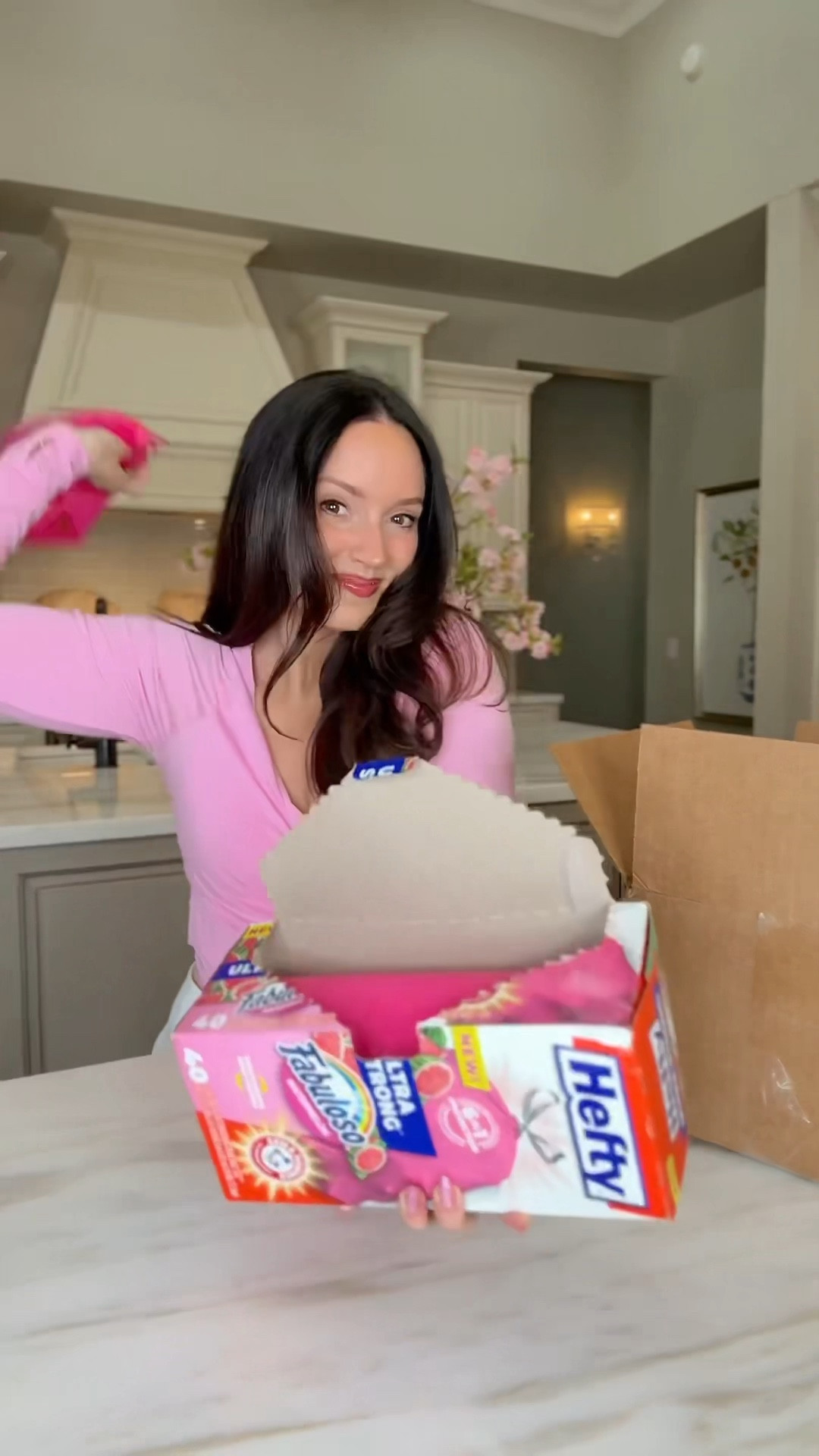 These hefty pink trash bags are perfect for the kitchen or dorm room! They smell like watermelon perfume! 💗🌸💕 



#LTKFamily #LTKParties #LTKHome