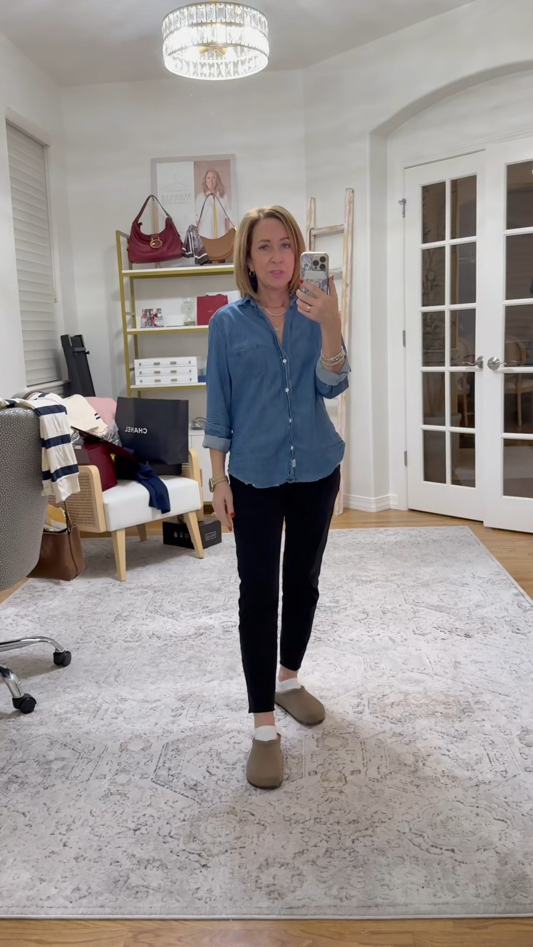 Casual & comfortable Saturday🍂!
Black Pants Small
Button Up XXS
Clogs 6



#LTKOver40 #LTKPetite #LTKStyleTip