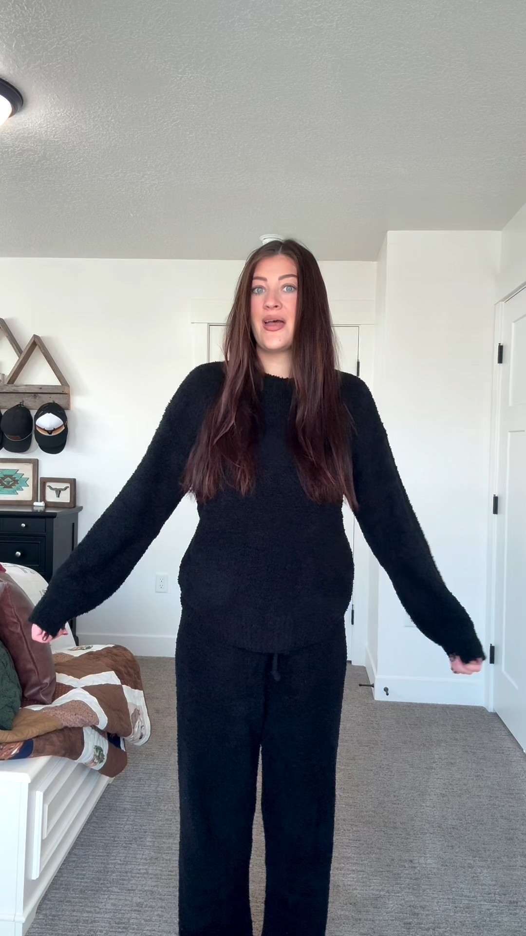 Current fav sweater set🤎🍂 

#LTKSeasonal #LTKBump #LTKHalloween