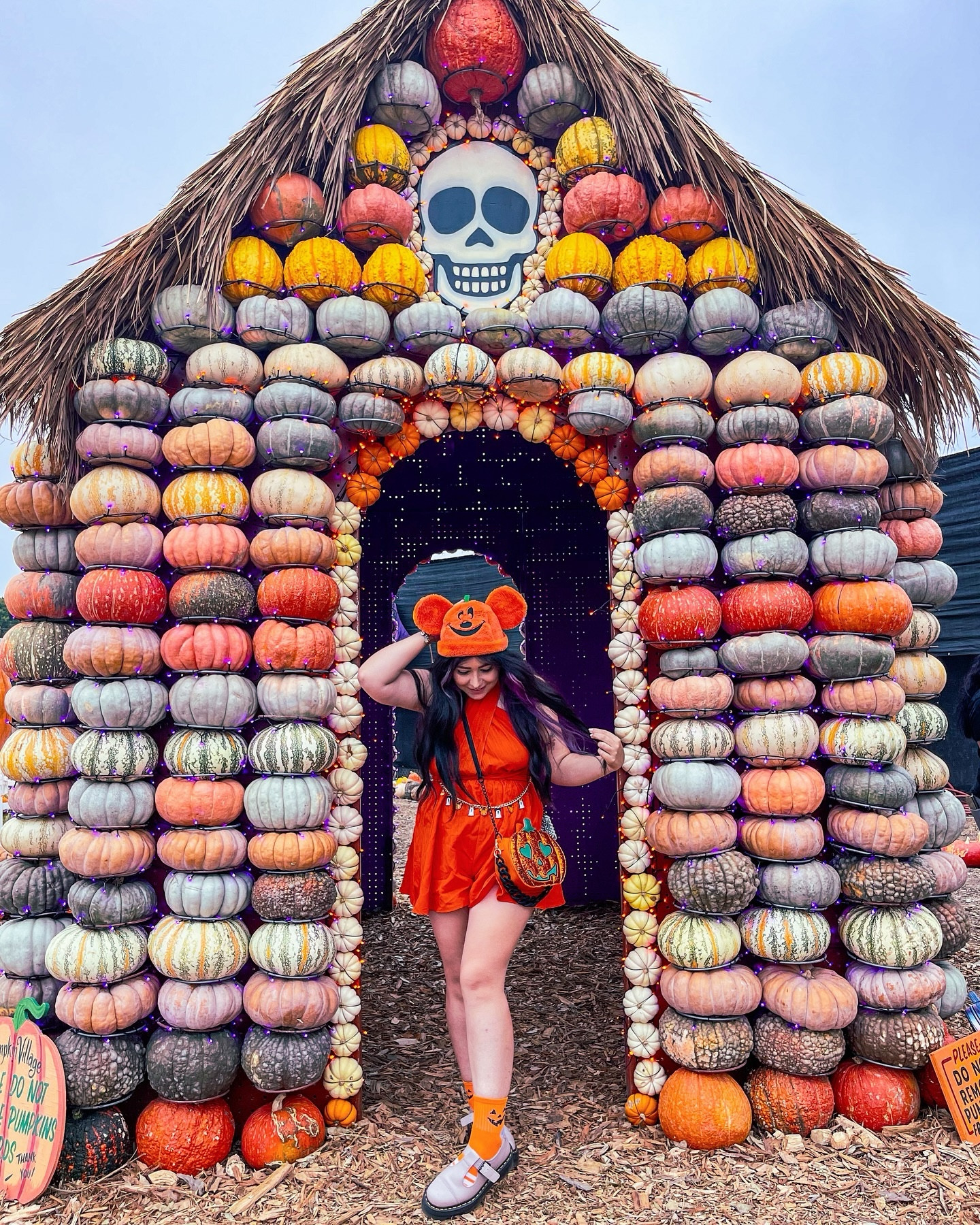 Happy Sunday Ghouls! 🎃🖤 Do what brings you joy. And take me to the pumpkin patch.🎃🖤🥰
. 
🧡Outfit🧡
Romper: 🔗 in bio
Mickey belt chain @hidden_mickey_treasures n
Mickey beanie @cakeworthy use code: Ghoulishglimmerdee for a one time use discount
Mary Jane’s @drmartensusa @drmartensofficial 
Pumpkin purse @betseyjohnson via my gal Jade
