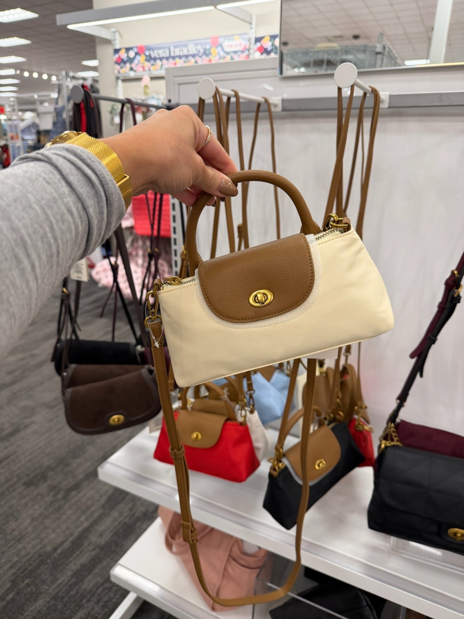 The cutest purse for fall 🍂

#LTKootd #LTKgrwm #LTKSeasonal