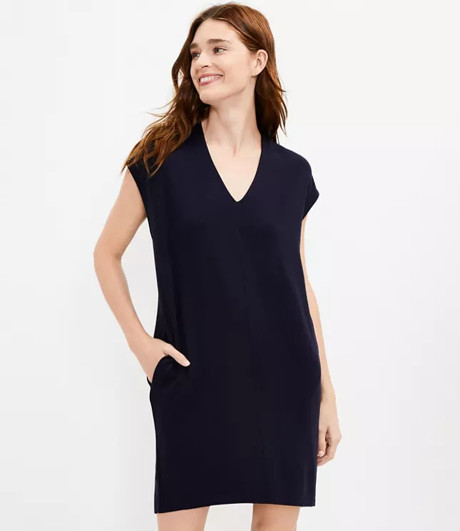 Lou & Grey Signaturesoft Lite Cocoon Pocket Dress | LOFT