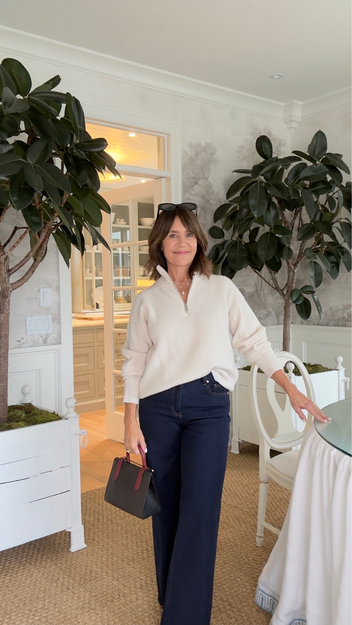 This cashmere quarter-zip is chic, timeless, and one of those pieces you’ll wear on repeat. You’ll thank me later for this one! It’s seriously that good!! 

#quincepartner @Quince