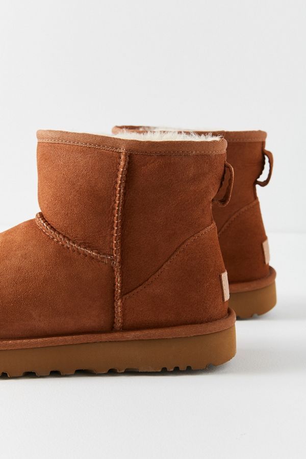 UGG Classic Mini II Ankle Boot | Urban Outfitters (US and RoW)