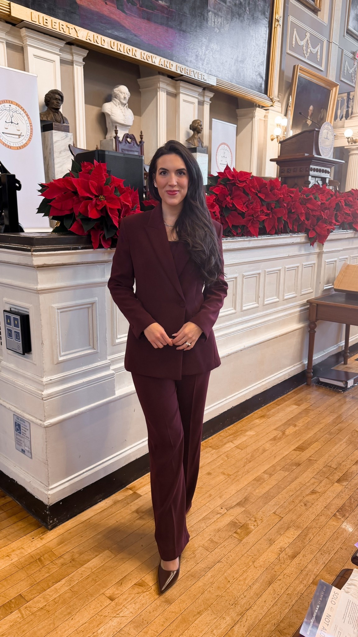 STRAIGHT MID-RISE SUIT PANTS
DOUBLE-BREASTED SUIT BLAZER
Women’s suit 
Workwear 
Tailored blazer
Lawyer outfit
Attorney outfit
Office style
Corporate style
Tailored suit 
Amazon finds 

#LTKWorkwear #LTKFindsUnder100 #LTKootd