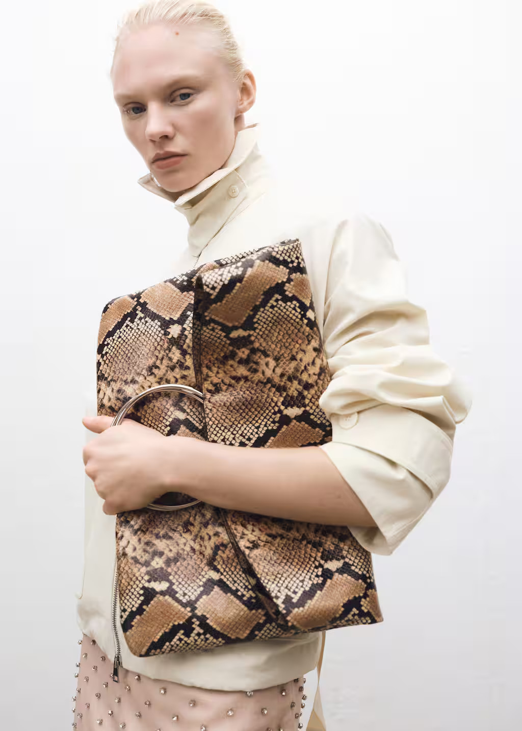 Animal-print leather bag with metal handle beige - Women - One size - MANGO | Mango (US/MX/AU)