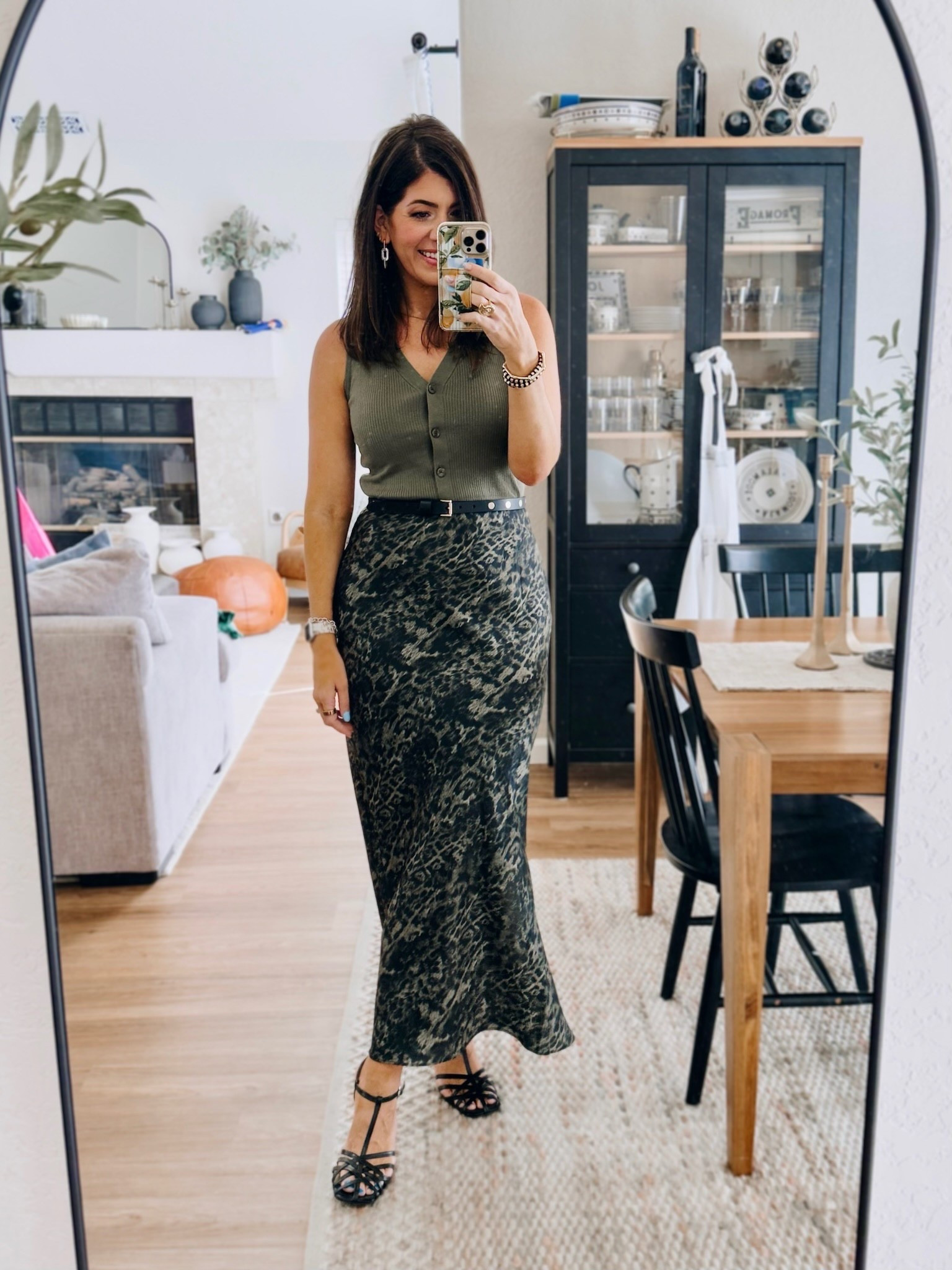 Work ootd
In a medium button up sweater tank, 8 skirt, medium belt 


midsize workwear, office outfit, business casual outfits, chic office looks, professional style, midsize fashion inspo, everyday work outfits, fall office outfit, affordable workwear, work to weekend looks, teacher outfit, affordable workwear, office dress, work dress, fall work wardrobe, fall capsule

#LTKStyleTip #LTKWorkwear #LTKMidsize