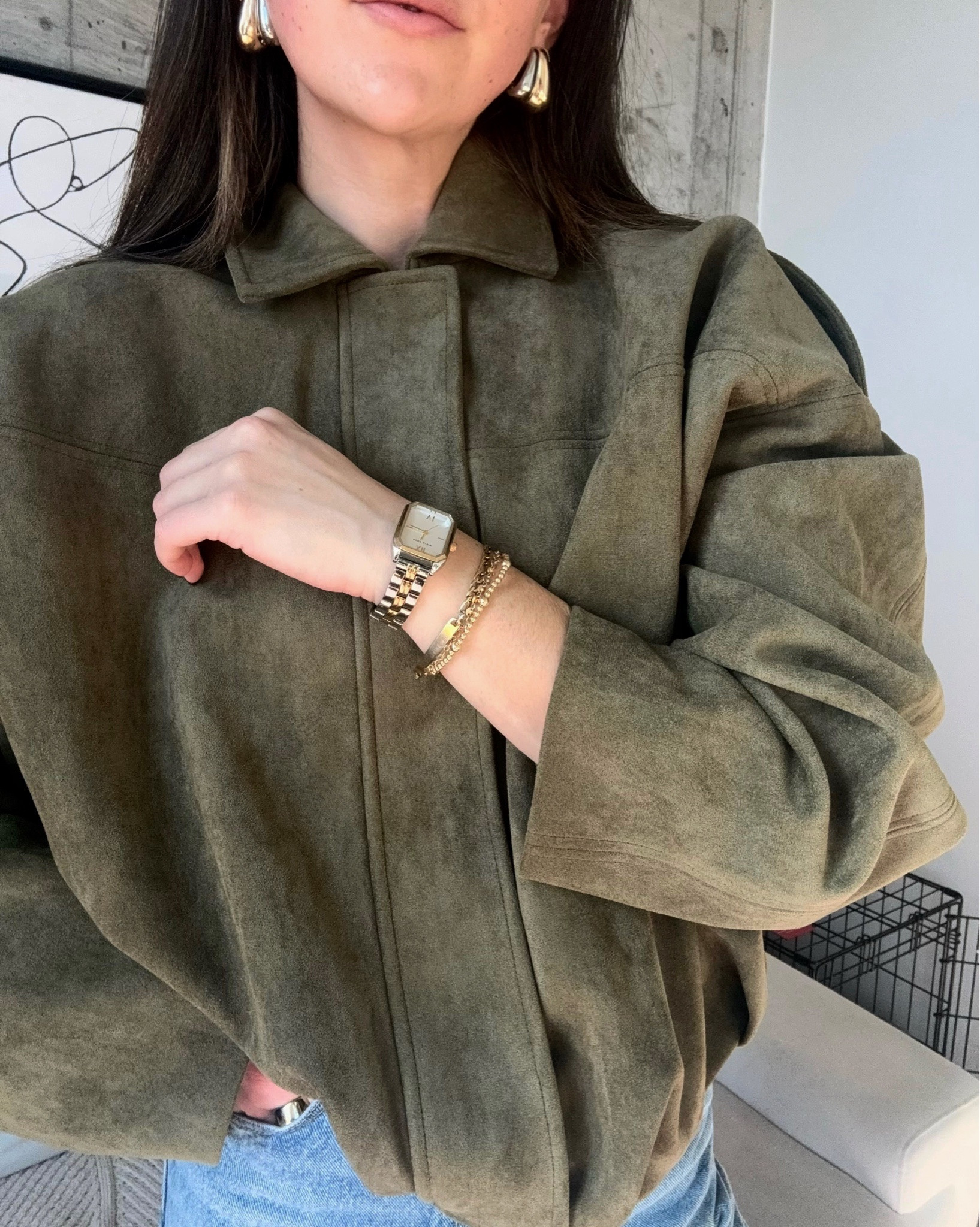 A green suede jacket your winter/fall outfits have been missing—easy, elevated, and timeless. Shop it here! 

Green jacket
Suede bomber
Cool jacket

#LTKgrwm #LTKootd