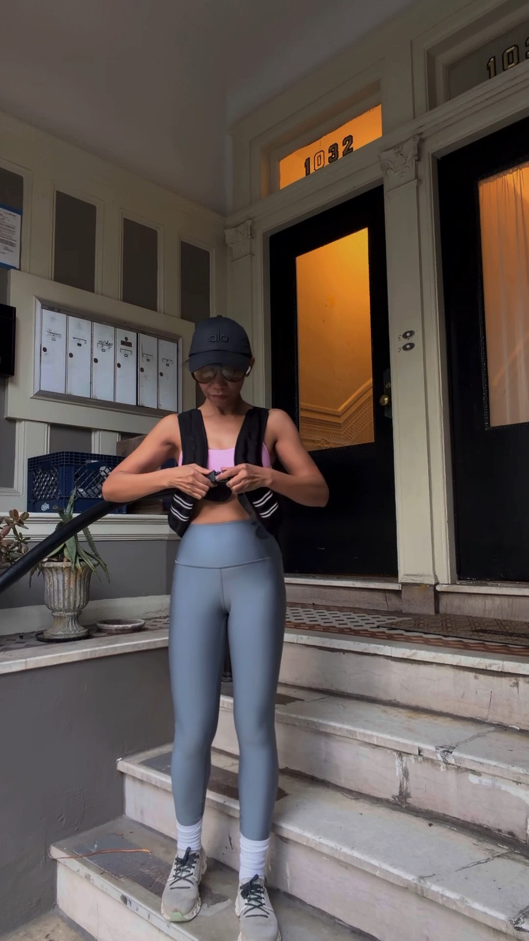 Getting ready for a power walk 💪
Adding a weighted backpack for extra burn 🔥 Let’s go!

#LTKfitnessgoals #LTKPetite #LTKActive