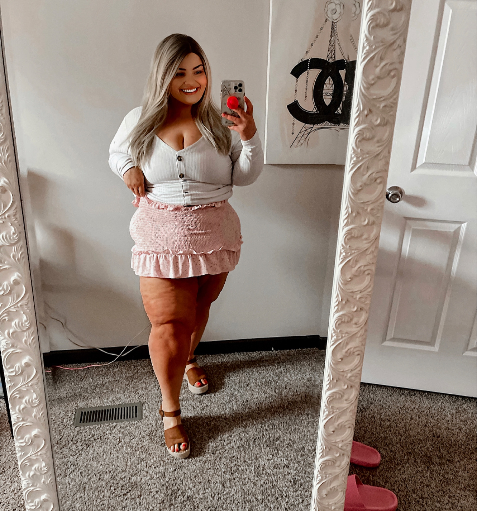 Nothing says spring like a ruffled floral skirt and espresso espadrilles 🌸🌸🌸 


#LTKshoecrush #LTKFestival #LTKcurves