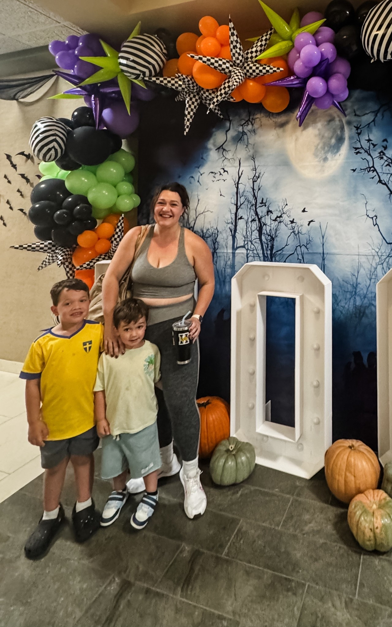 The perfect gym set (that’s not black) that’s sweat resistance and holds everything right where it should  

#LTKFindsUnder50 #LTKActive #LTKMidsize