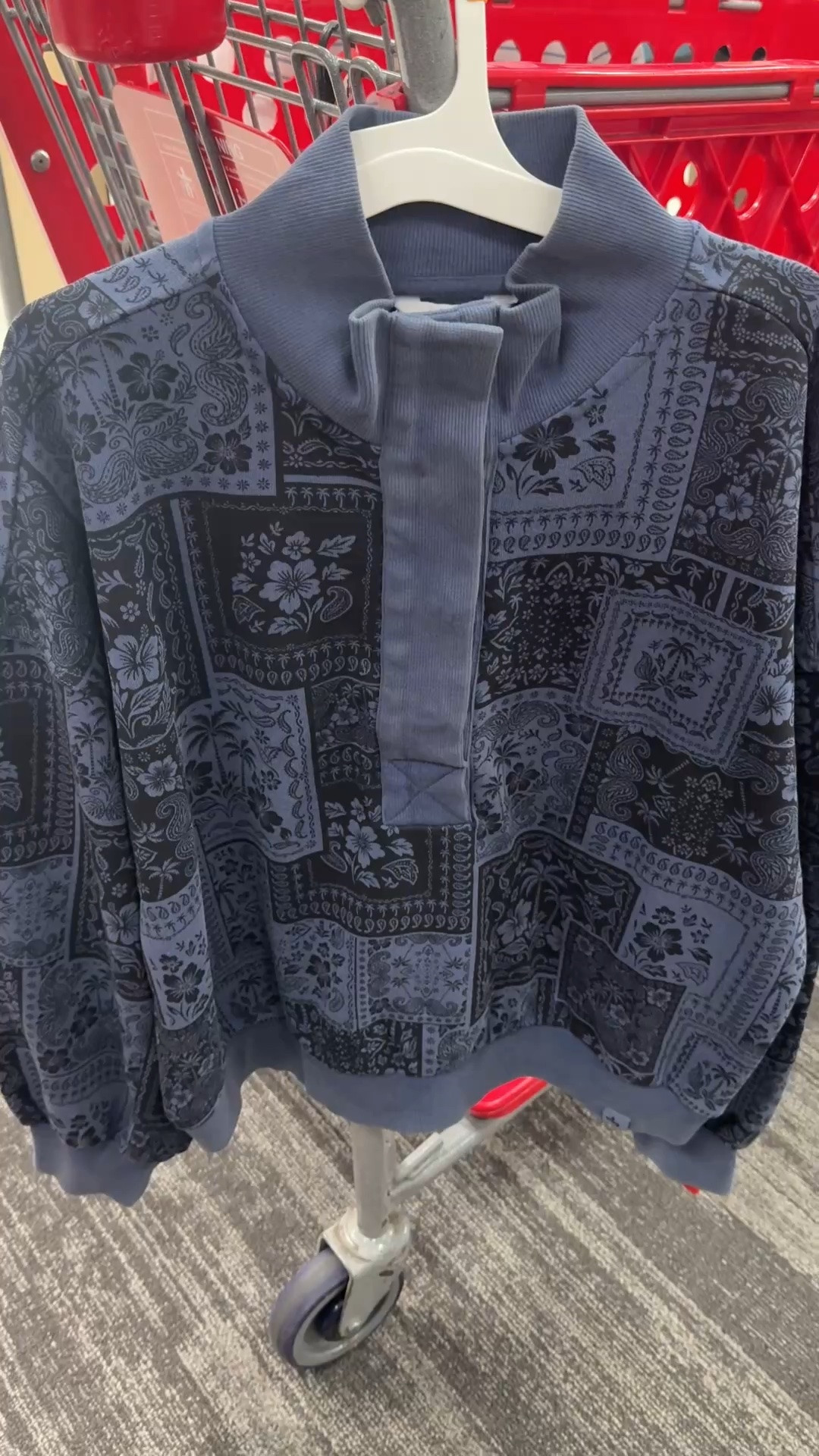 This pullover is an immediate add to cart!

#LTKgrwm #LTKootd #LTKMidsize