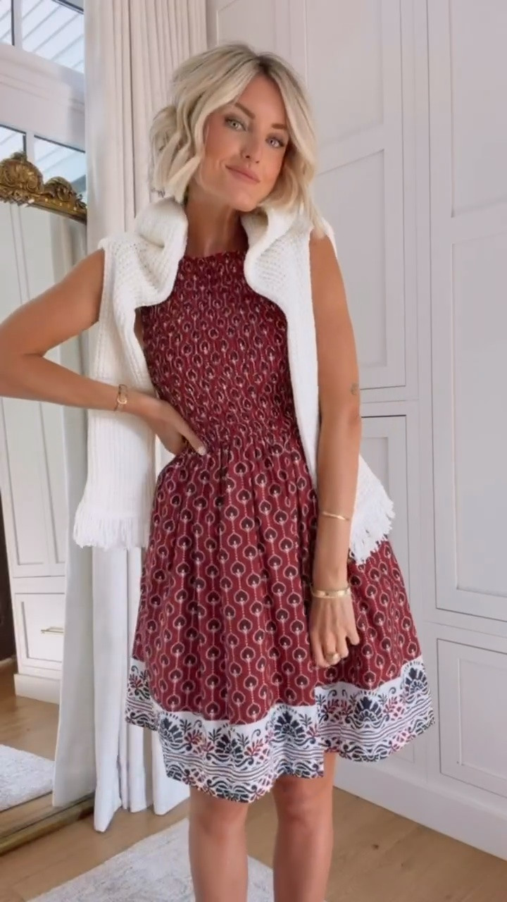 This is such a great dress for early fall when it’s still warm out! Love the color & the pattern! Wearing XS!

Loverly Grey, Loft, early fall outfit, fall dress, pre fall, cardigan, fall outfit inspo

#LTKSeasonal #LTKootd