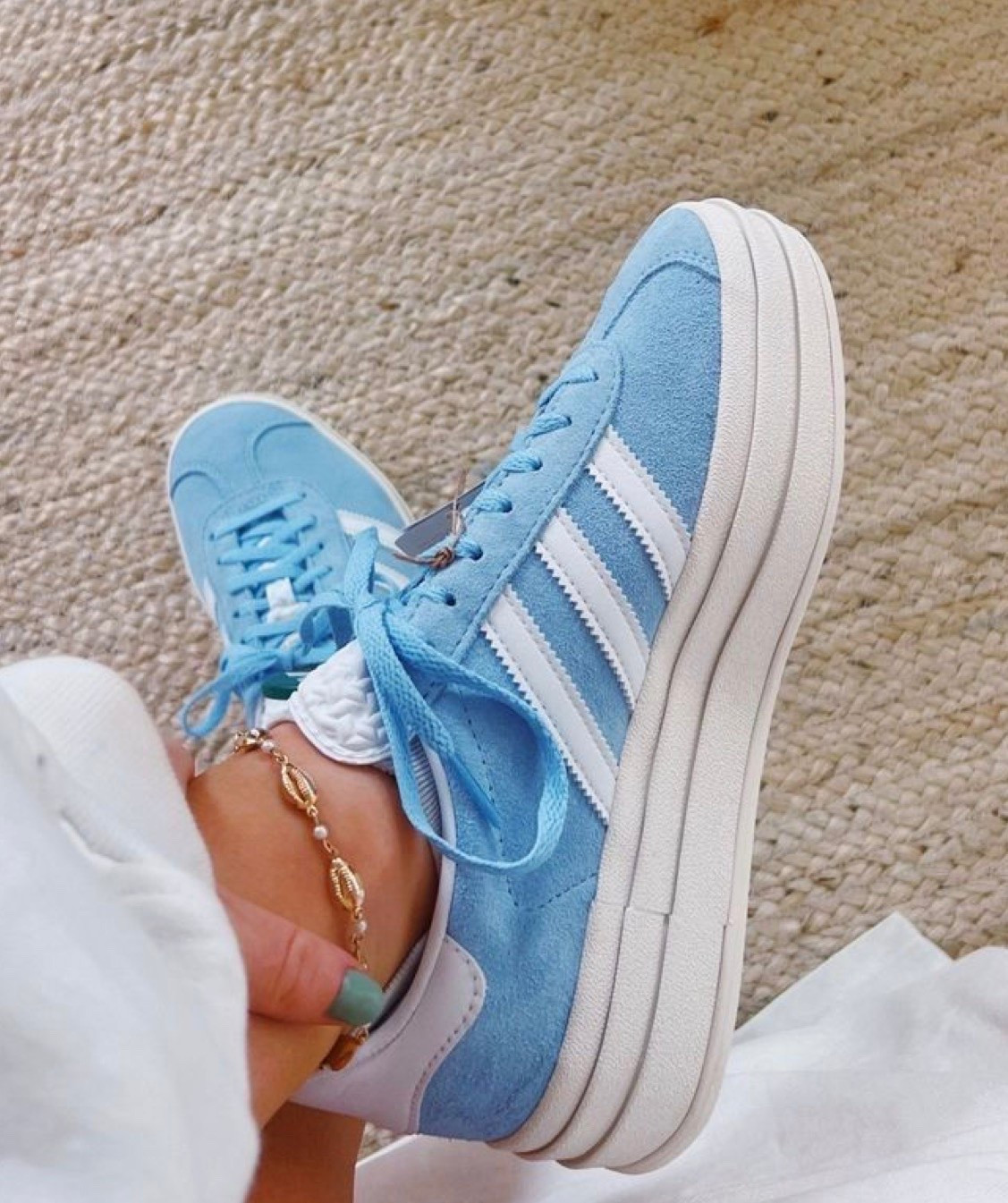 These are my fav color!

#LTKMothersDay #LTKootd #LTKgrwm