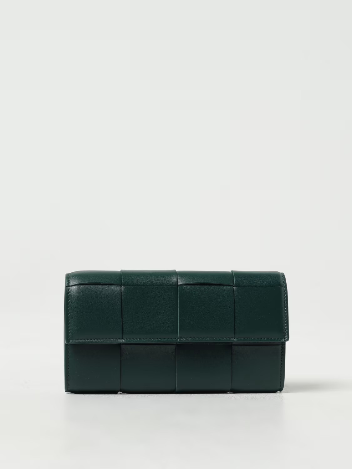 Bottega Veneta Cassette wallet in woven nappa | Giglio.com - Global Italian fashion boutique