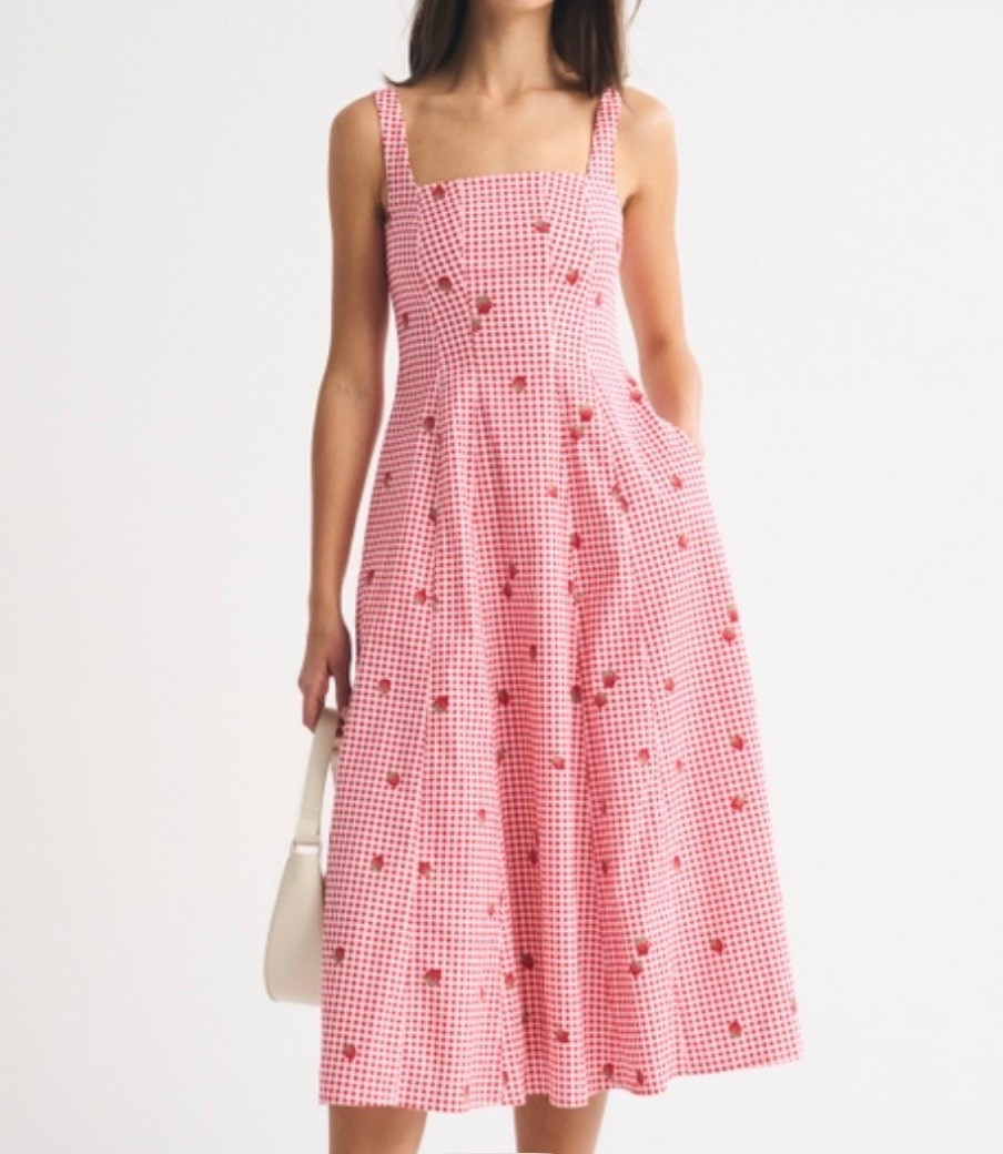 Summer dresses from Abercrombie ￼

#LTKxAbercrombie #LTKTravel #LTKSaleAlert