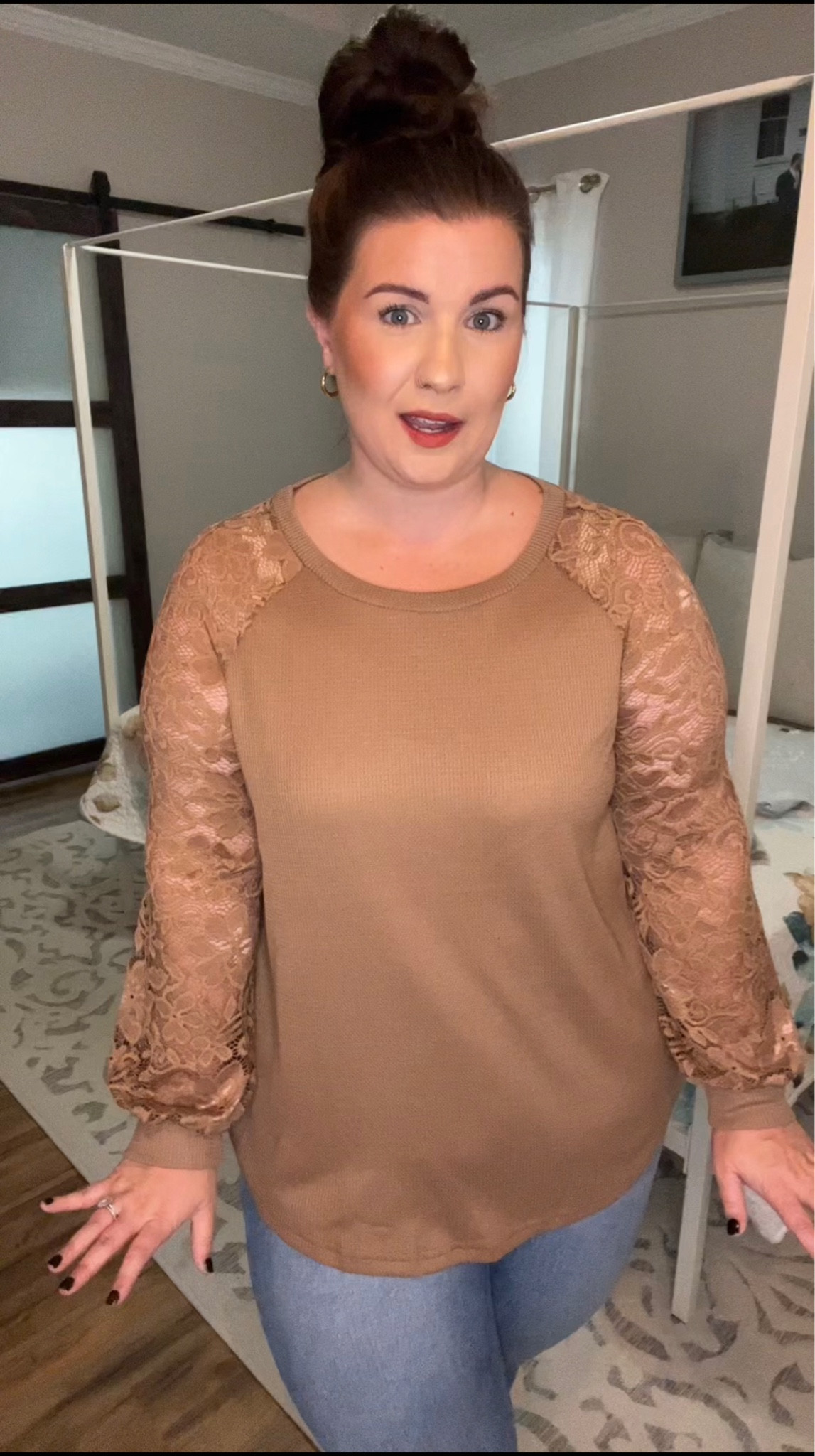Lace sleeve blouse 