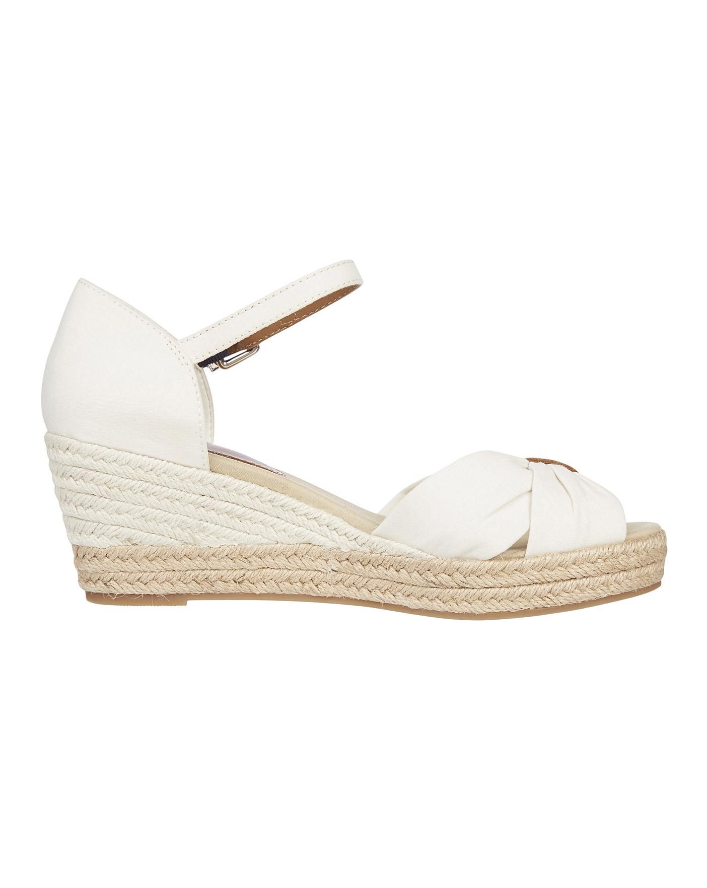 Tommy Hilfiger Basic Open Sandals Standard D Fit | Simply Be (UK)