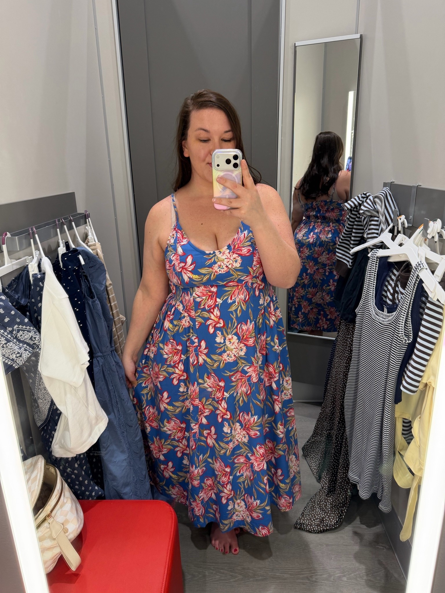 Love this blue dress, the way it pulls you in and compliments you’re shape

#LTKMidsize
