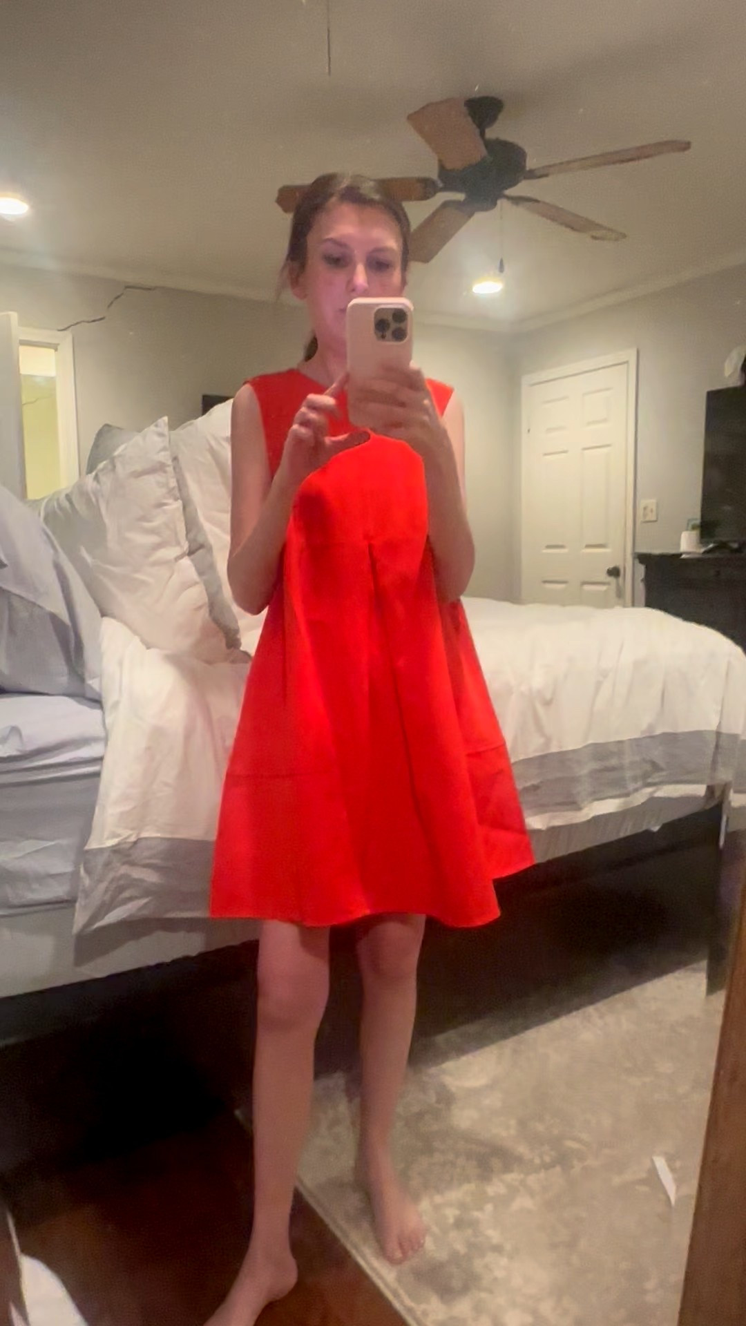 Perfect for the beach! Definitely runs large so I’m going to size down! 