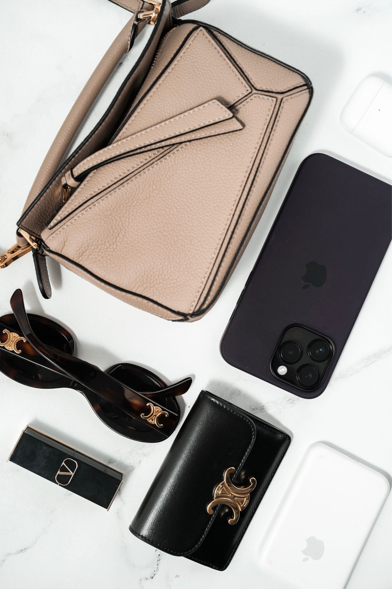 what’s in my Loewe mini puzzle bag

#LTKGiftGuide #LTKstyletip #LTKitbag