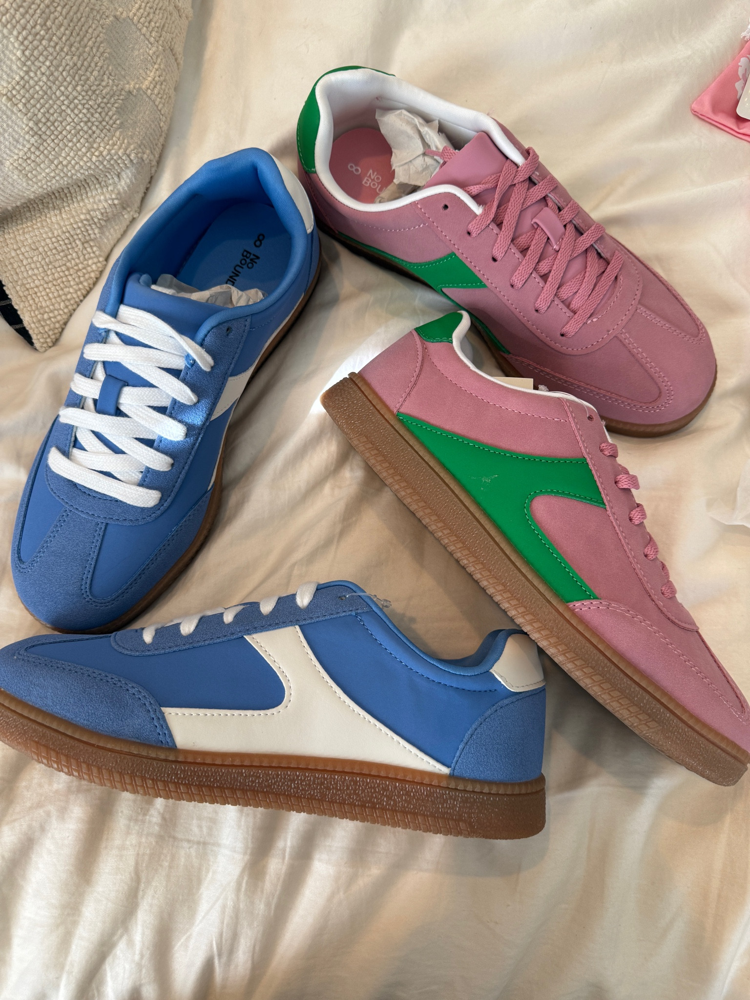 $20 tennis shoes that look like $100 trending tennis shoes

Comes in several color ways, fit tts and  comfortable 

Hurry these will sell fast



#LTKActive #LTKFindsUnder50 #LTKShoeCrush