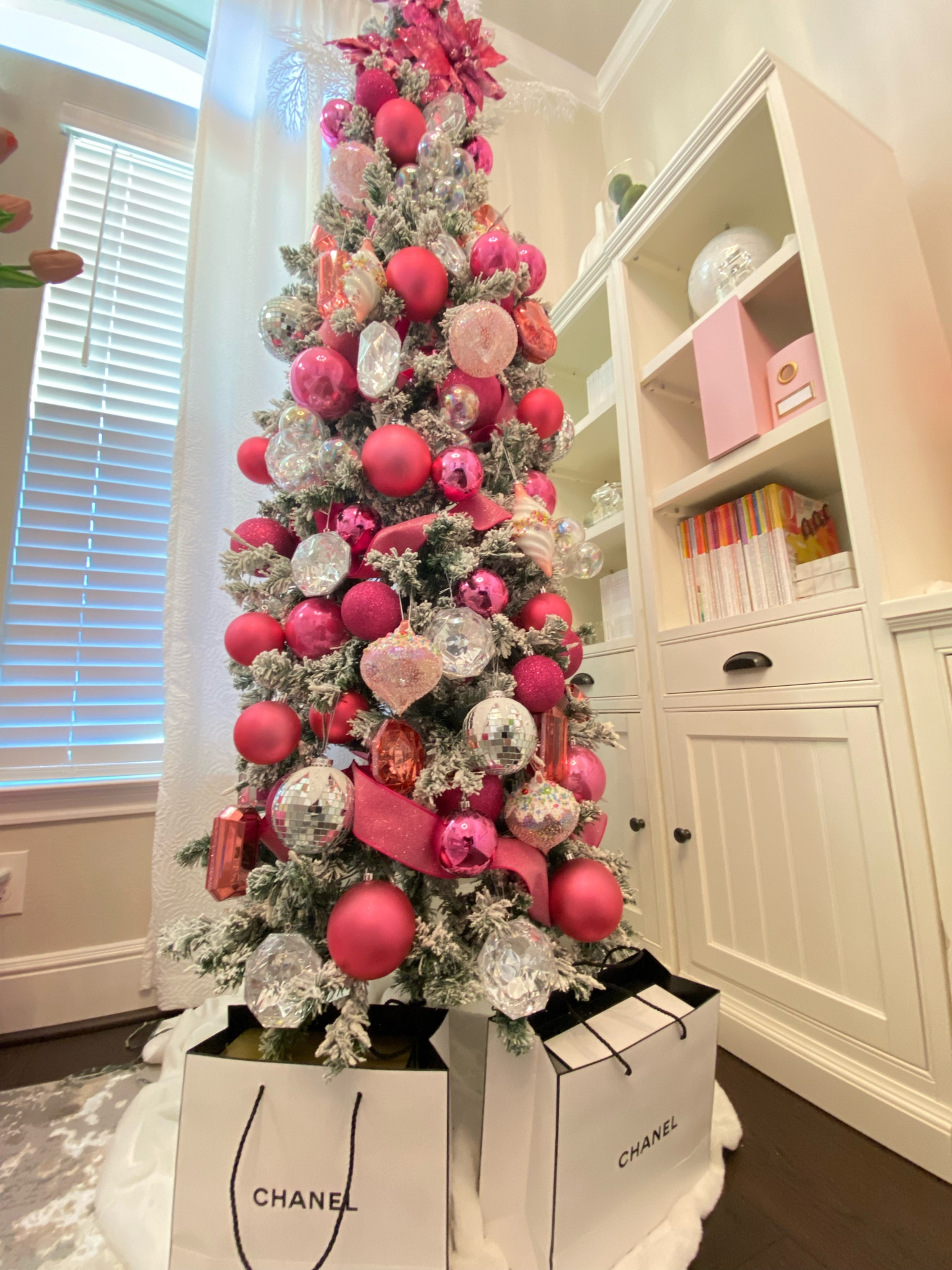 Holiday Decor Savings 🥰
I love pre planning our home decor for the next season.Chris

#LTKSeasonal #LTKHoliday #LTKsalealert