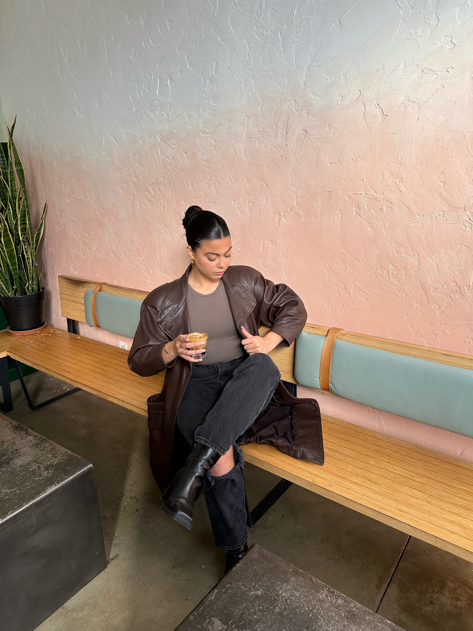 this brown trench coat 😩 to die for 

#LTKstyletip #LTKGiftGuide