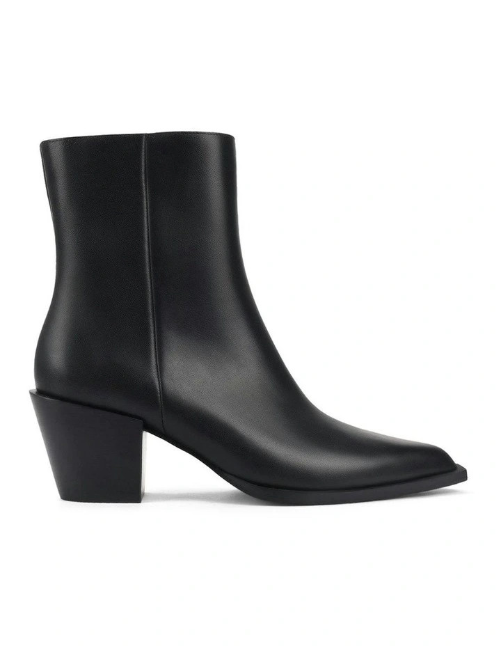 SIRENRoger Leather Ankle Boots in Black | Myer
