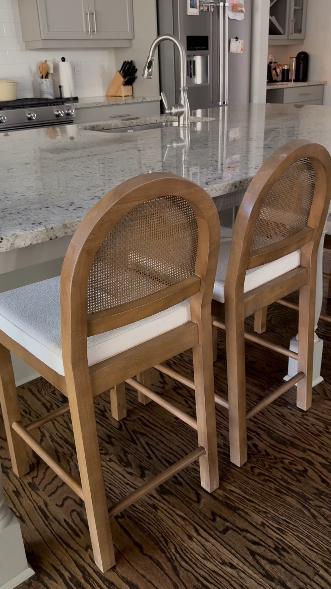 The perfect kitchen bar stools

#LTKHome