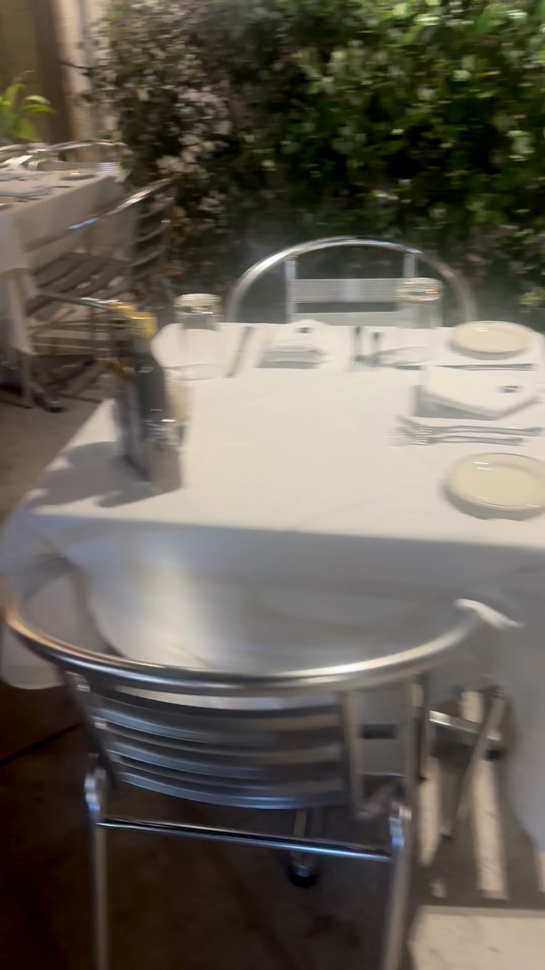 Cute. A white tablecloth just sets the mood — effortless, timeless, and quietly elegant. #WhiteTablecloth
#TablescapeInspo
#TimelessStyle
#ClassicEntertaining
#ElegantLiving
#StyledTable
#ChicDetails
#LayeredLiving
#QuietLuxury

#LTKdayinmylife #LTKHome