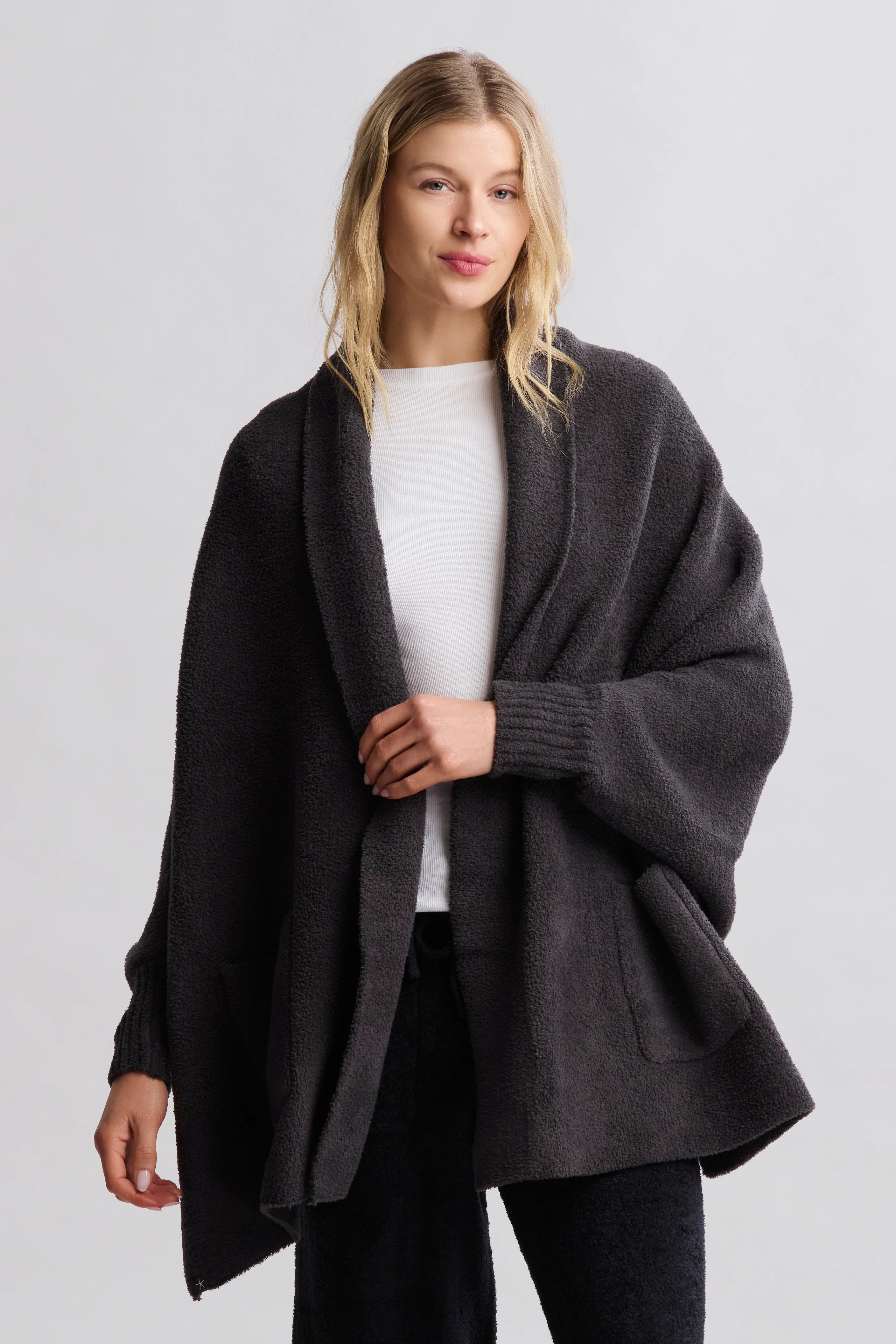 CozyChic® Blanket Wrap | Barefoot Dreams
