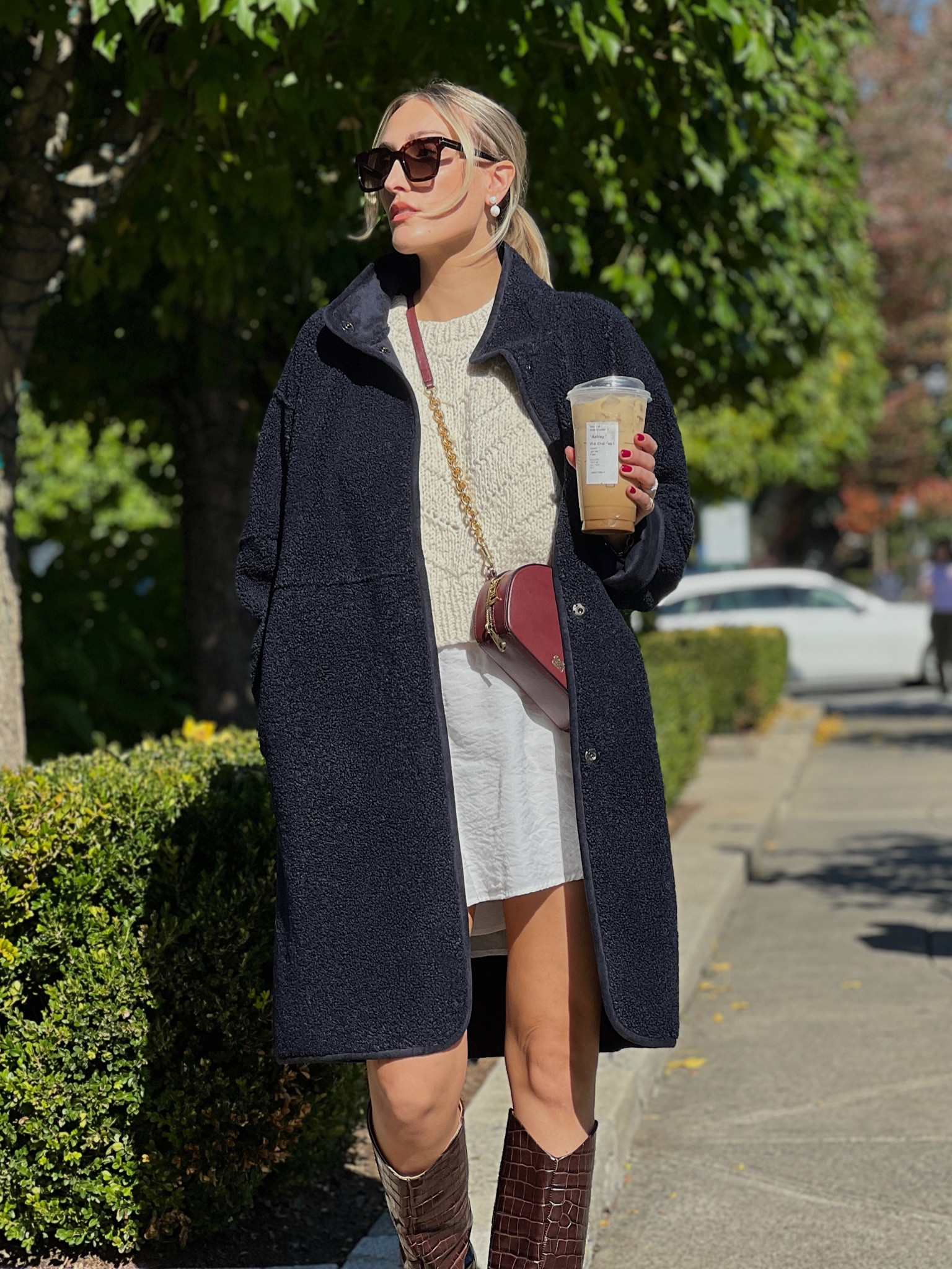 Feat. @velvettees Cara Luxe Sherpa Reversible Jacket in Navy
This jacket offers two looks in one with a faux sherpa on one side and faux suede on the other. This longer length version of the Albany Jacket features snap buttons for a secure fit, slash pockets, and a stand up collar. Enjoy maximum versatility and style with one garment. Shop on my @shop.ltk by searching for styleelyst 

Velvet by Graham and Spencer | For a life well curated 


#LTKHoliday #LTKSeasonal #LTKstyletip