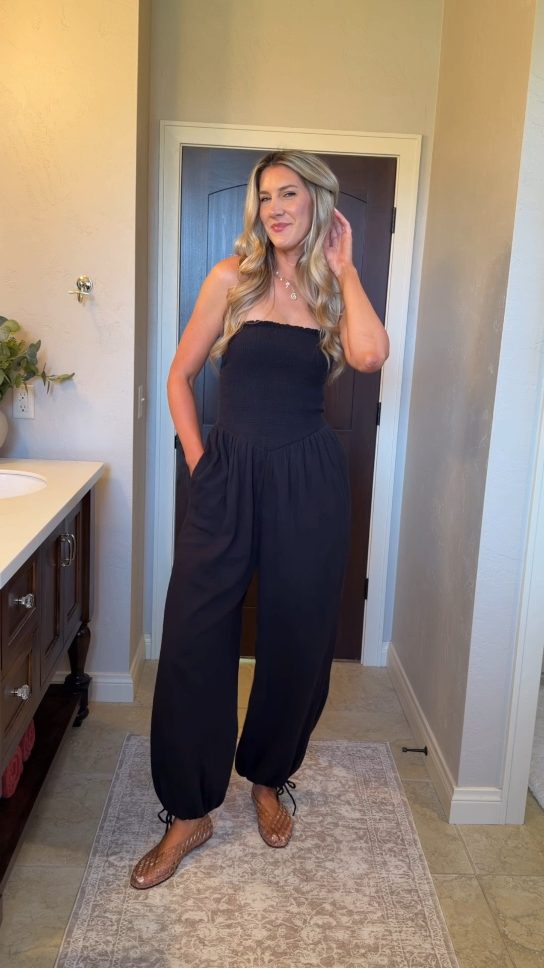 ⚠️code AFSUMMER stacks on top of all sale prices! 

Wearing my true medium/tall in all except I always size up one in their jean shorts as I don’t like them too tight. Wearing 30 waist 

Tall girl denim shorts, tall maxi skirt, maxi dress, comfy pants, balloon pants, tall jumpsuit, summer style

#LTKTall #LTKSaleAlert #LTKgrwm