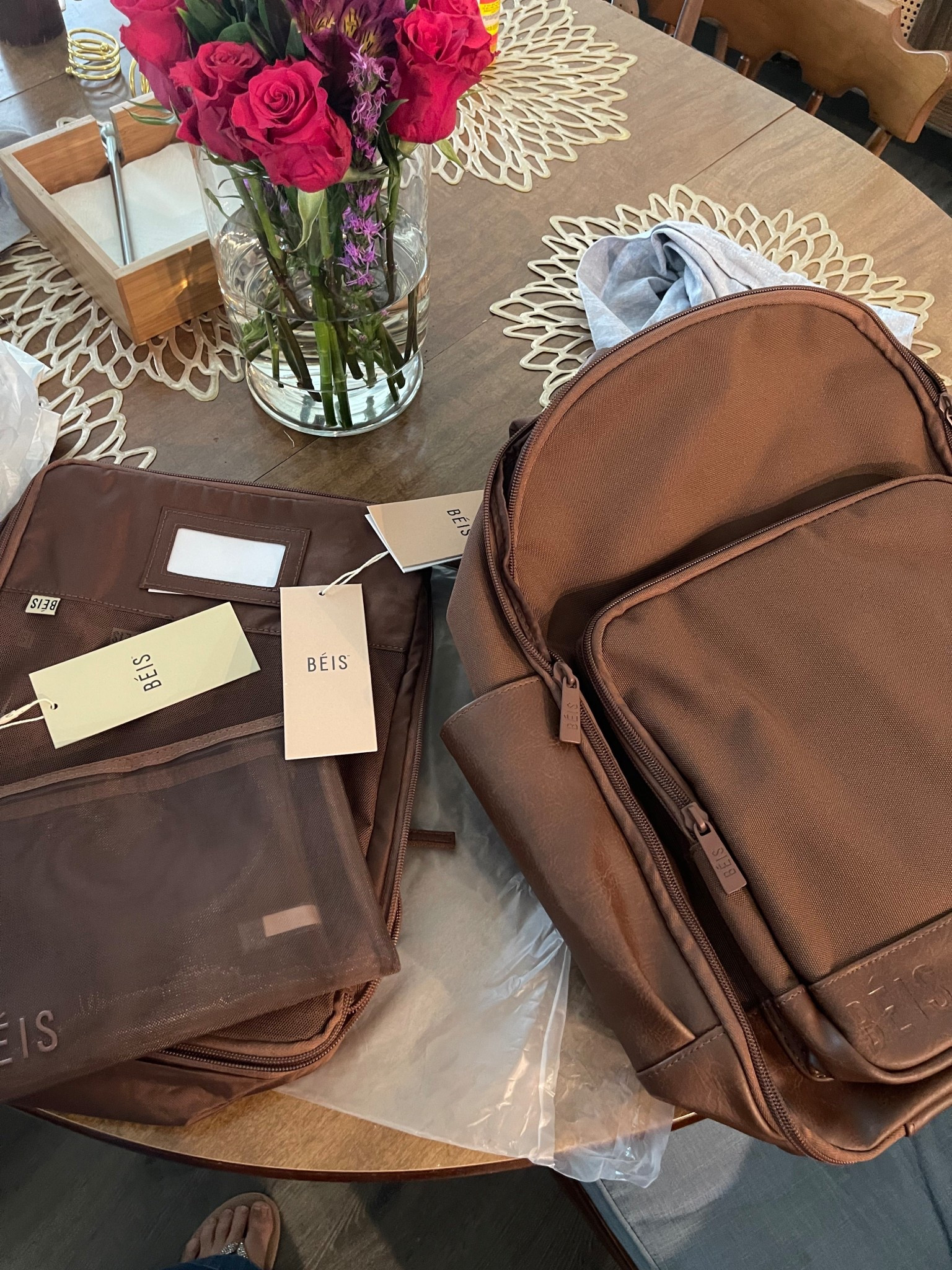 I was expecting just a regular bag, but this got me. Surprise is so good quality you need one. ￼

#LTKmomlife #LTKSaleAlert #LTKU