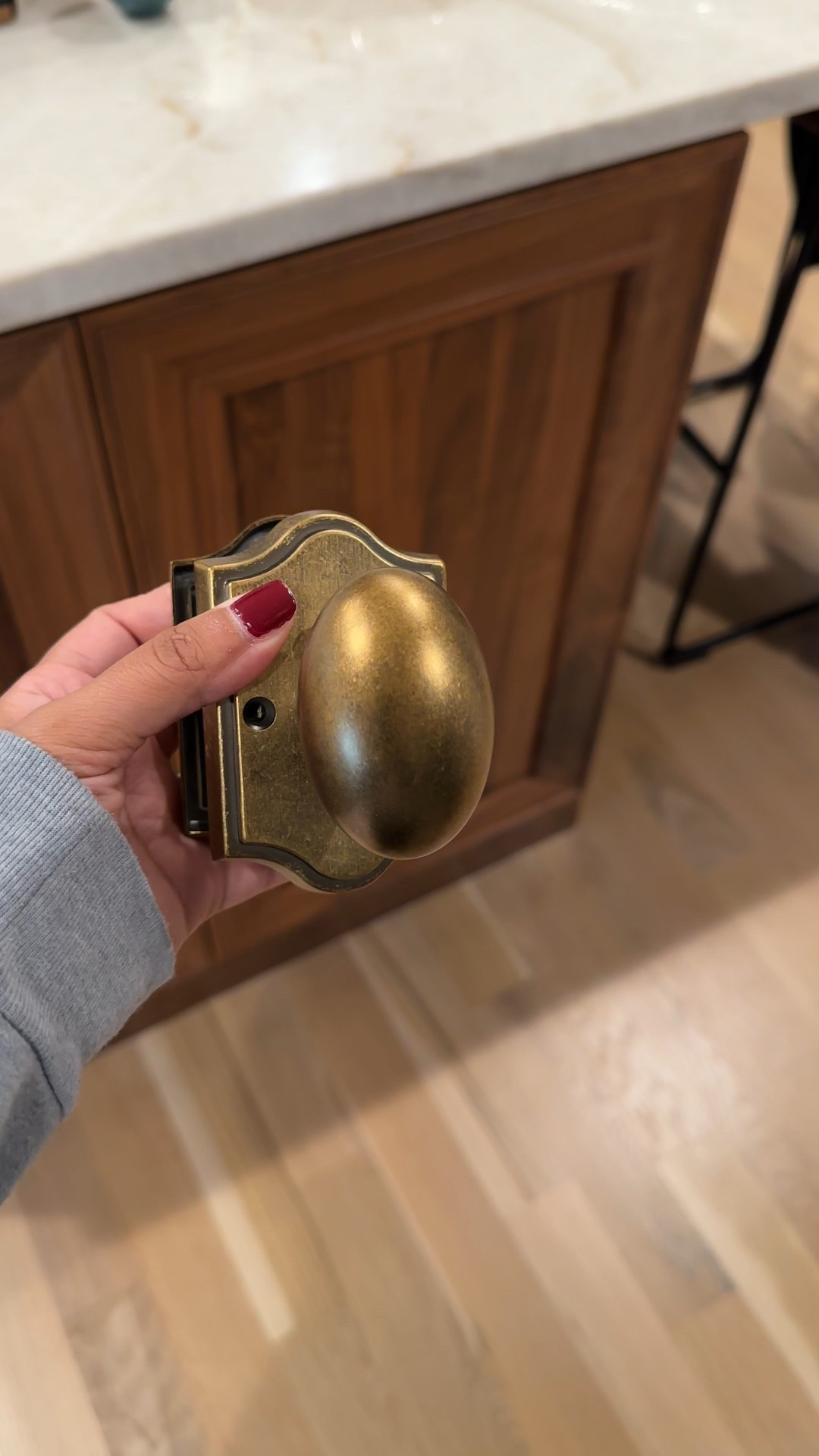 The most beautiful door knobs that I ever did see! #homedesign #interiordesign #DIYprojects

#LTKvlog #LTKSaleAlert #LTKHome