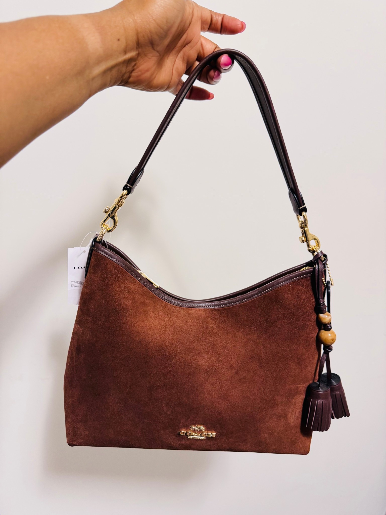 Suede is heavily trendy this season. This will make an excellent Gift idea 

#LTKgiftguide #LTKbag #LTKholiday