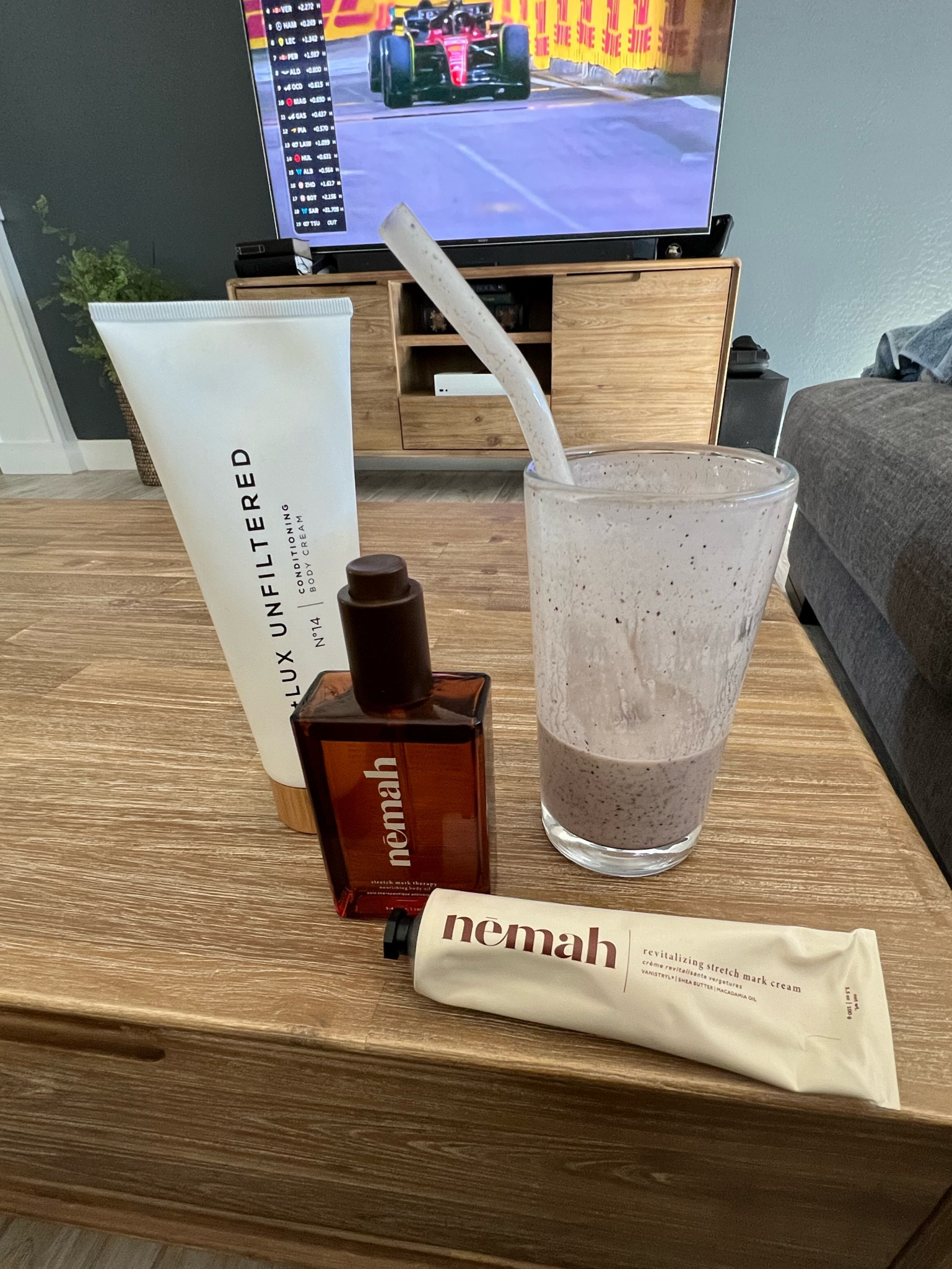 morning body care: belly oils, stretch mark cream, body lotion, pregnancy smoothie and formula 1 🏎️ 

#LTKbaby #LTKbump #LTKbeauty