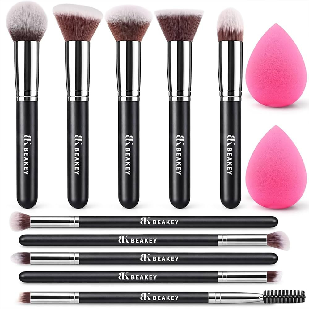 BEAKEY Makeup Brushes Set, Professional Foundation Eyeshadow Concealer Blush Powder Bronzer Appli... | Amazon (US)