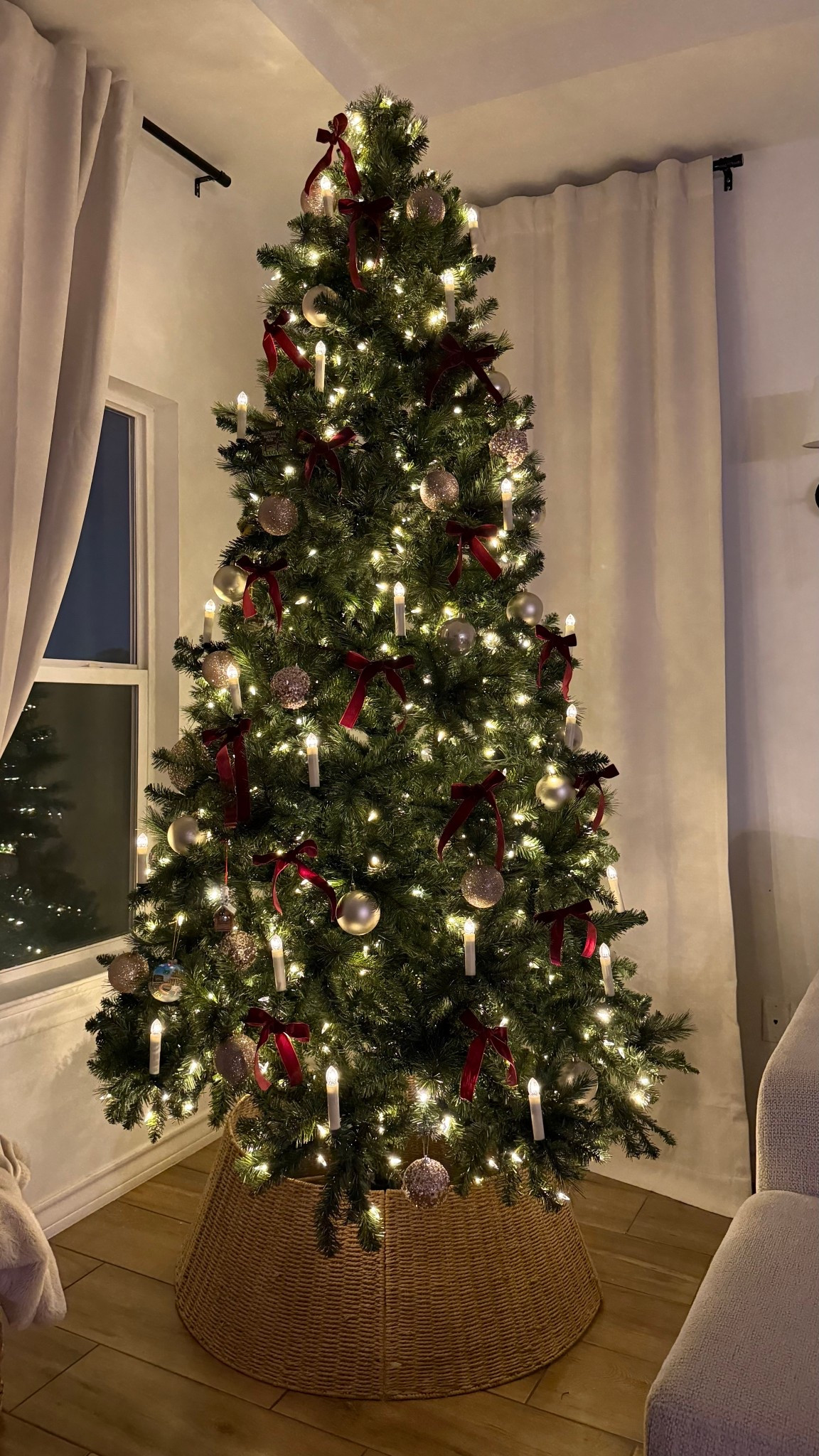 Christmas tree decor 

#LTKHome #LTKHoliday #LTKSeasonal