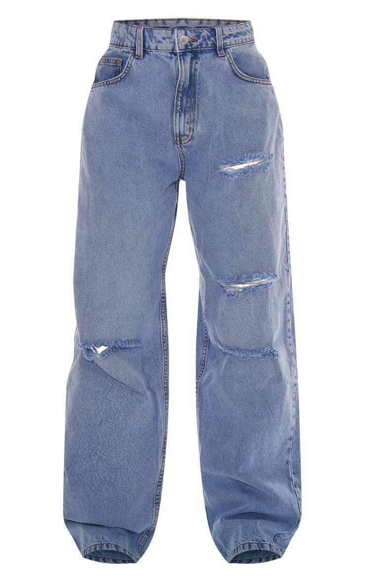 PRETTYLITTLETHING Mid Blue Wash Ripped Knee Boyfriend Jeans | PrettyLittleThing UK